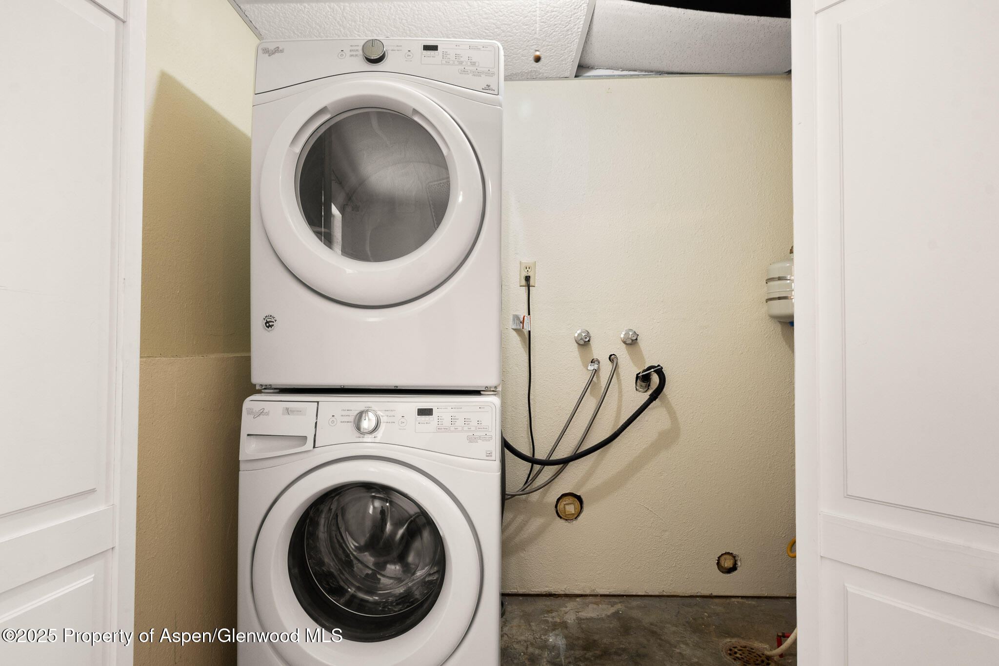 864 Hill Street Meeker CO 81641