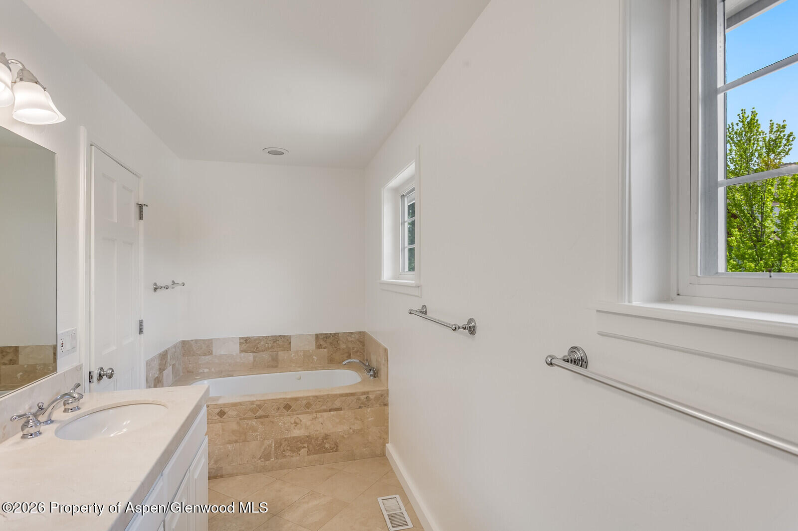 355 Meadow Drive Basalt CO 81621