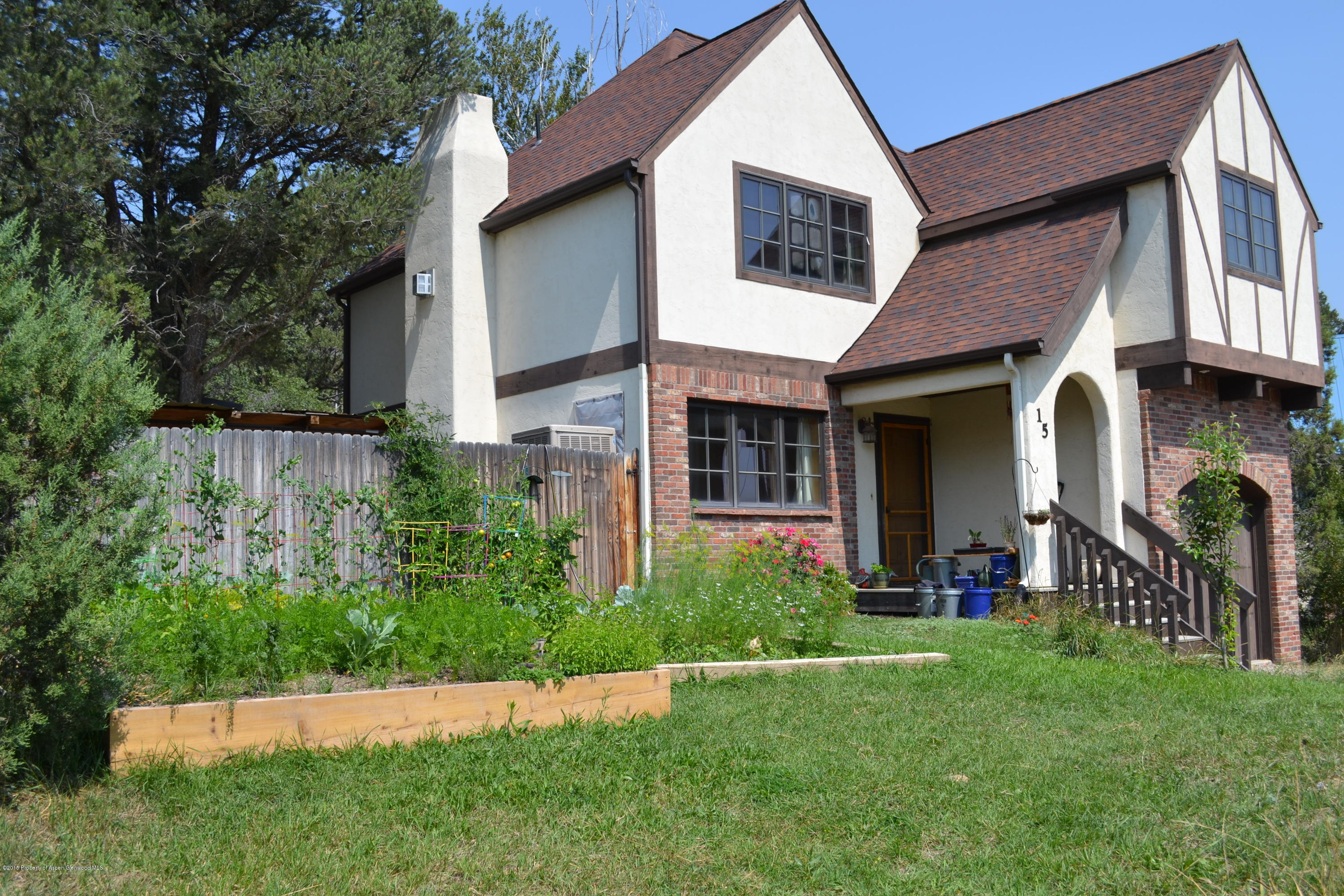 15 Apache Drive New Castle CO 81647