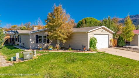 324 Mineral Springs Circle Parachute CO 81635