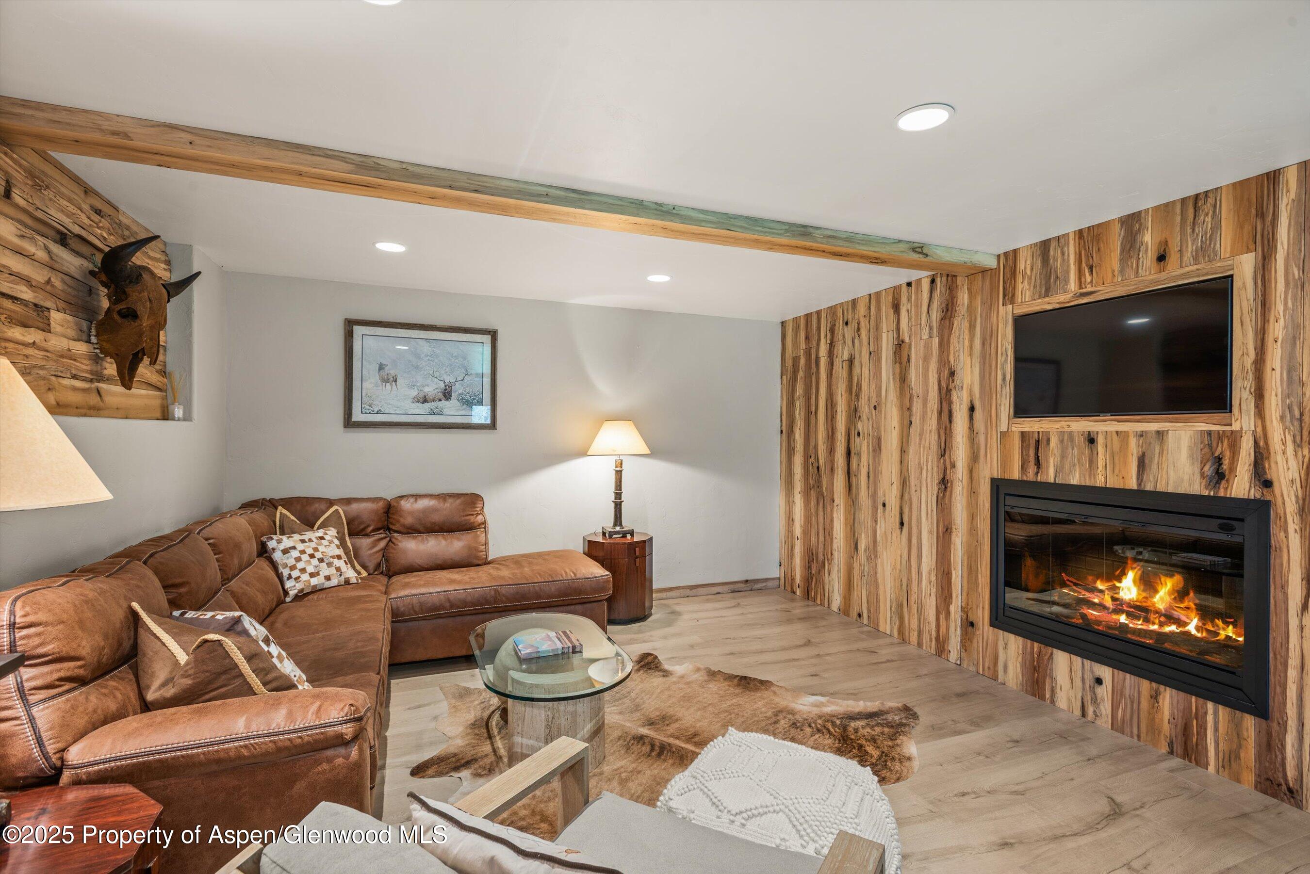 162 Original Road Basalt CO 81621