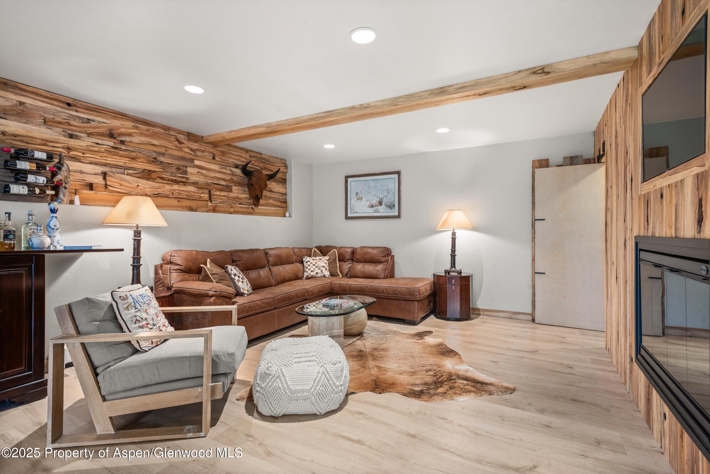 162 Original Road Basalt CO 81621