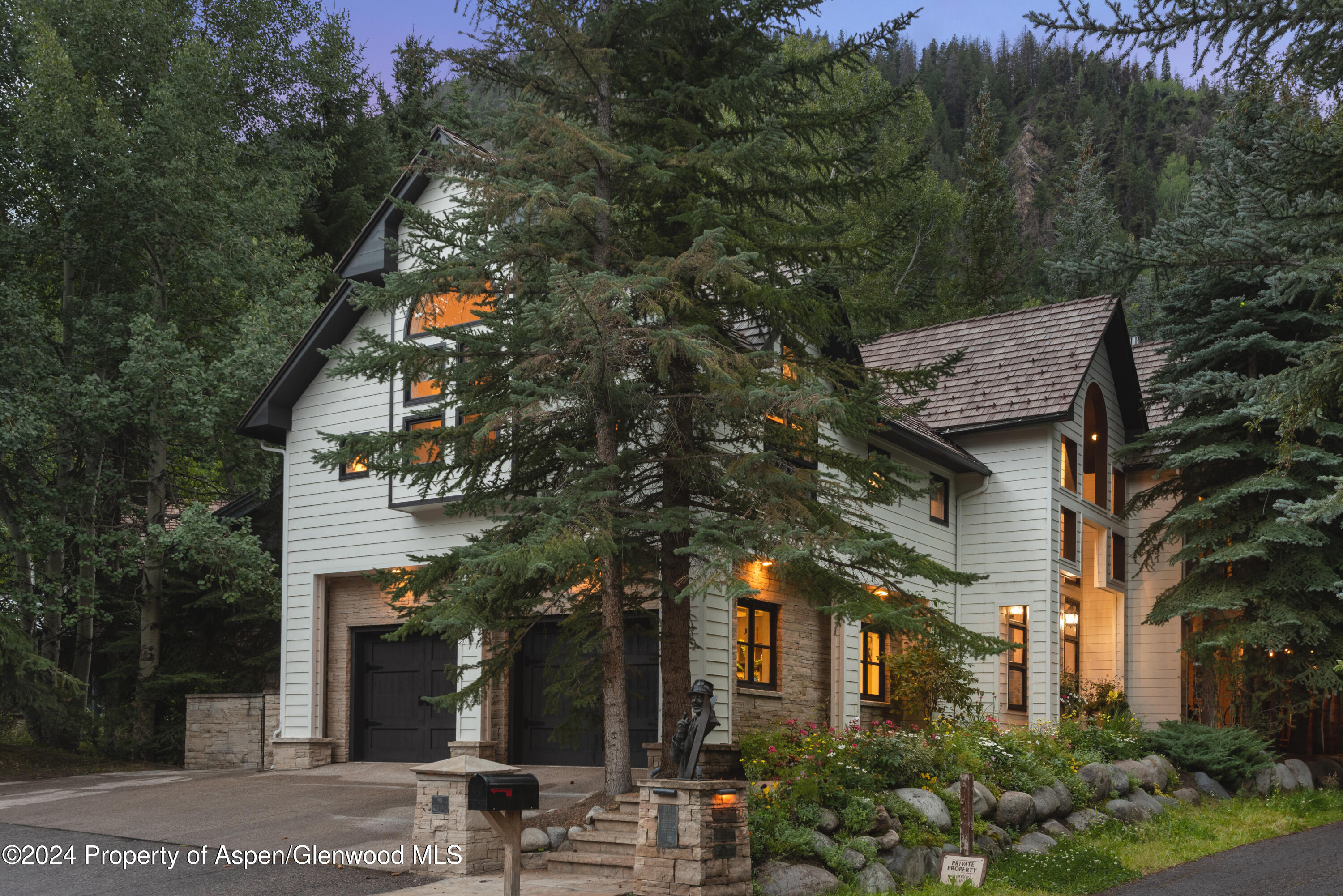 901 Ute Avenue Aspen CO 81611