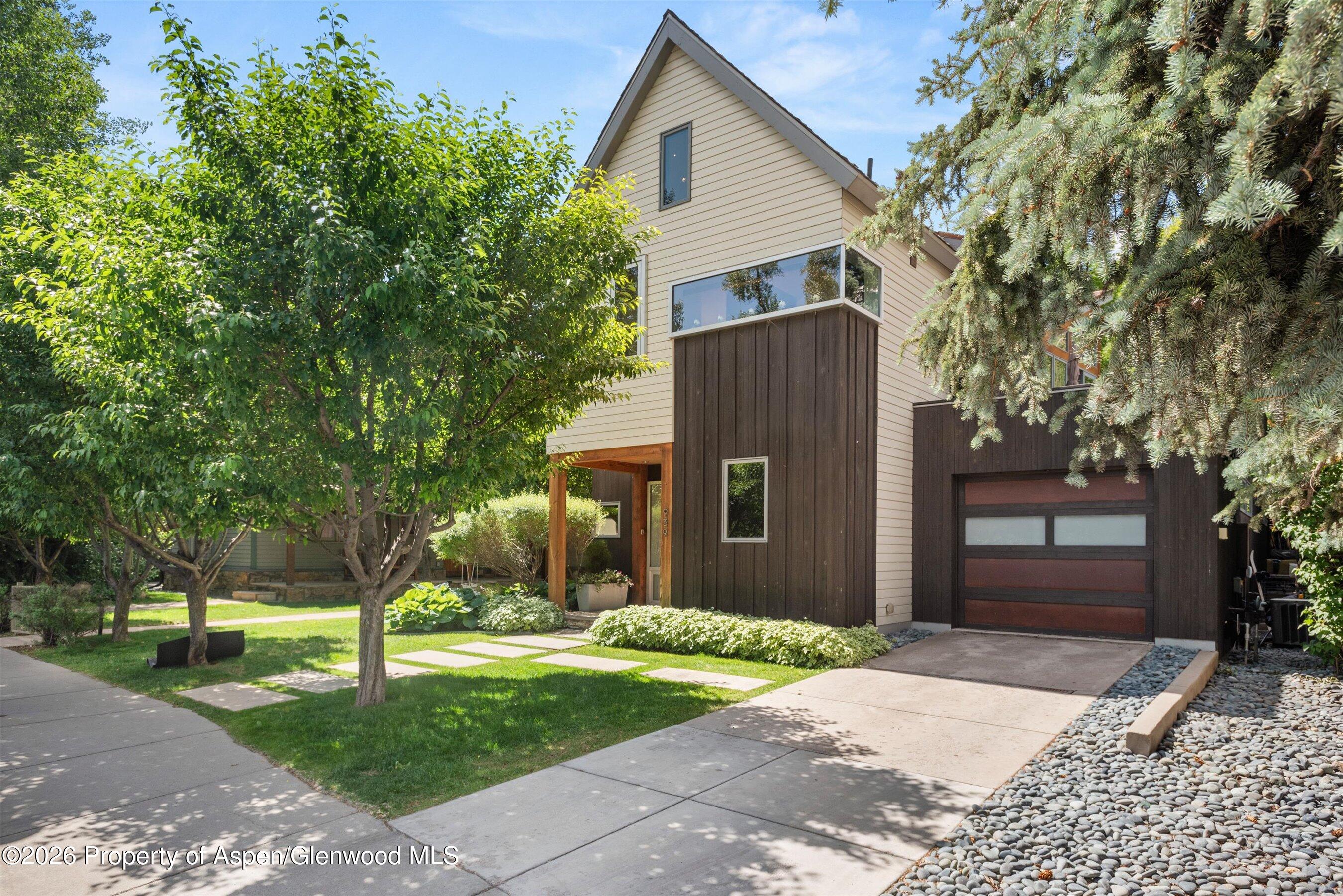 Aspen CO, 939 E Cooper Avenue