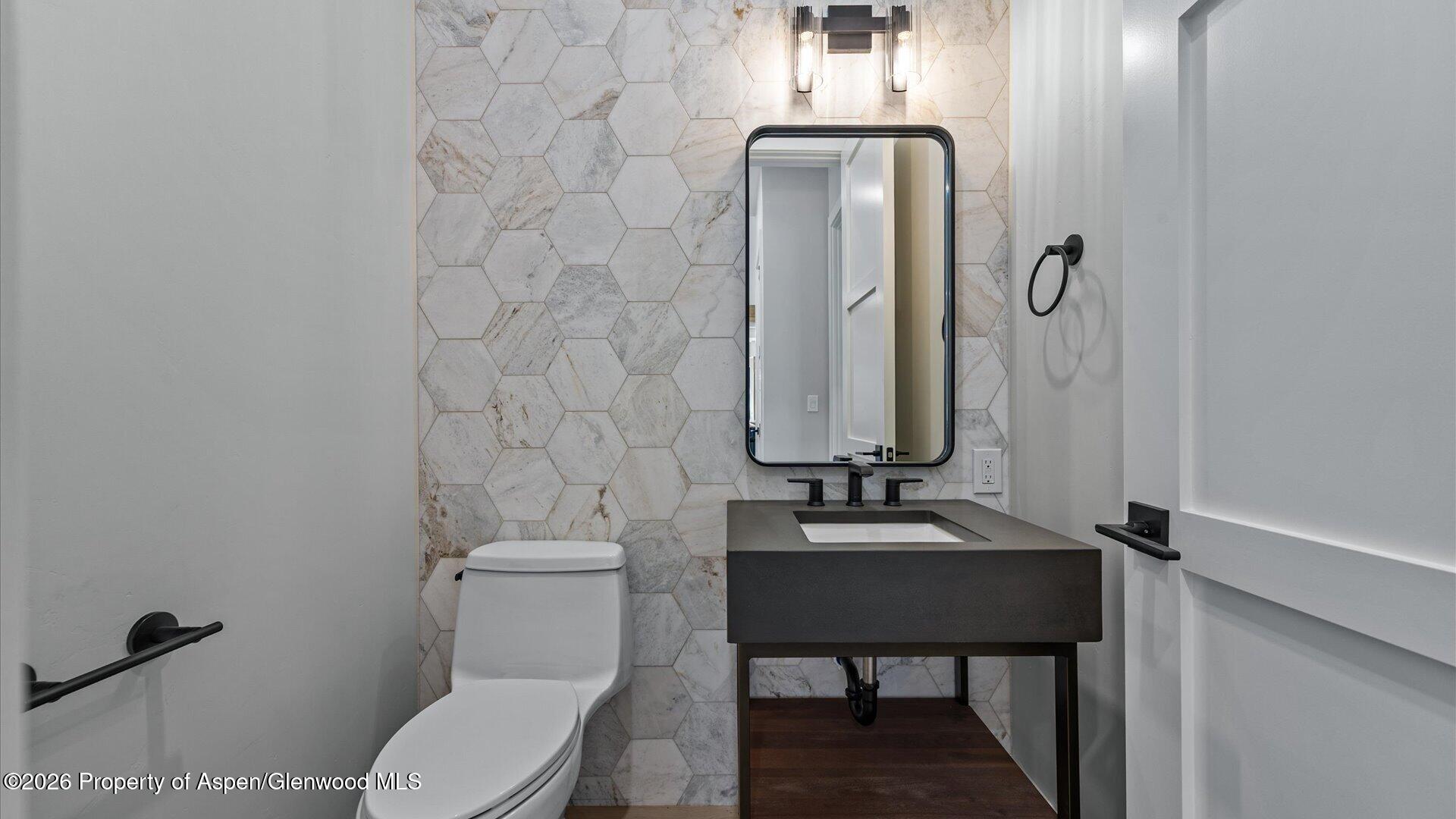 34 Mariposa Carbondale CO 81623