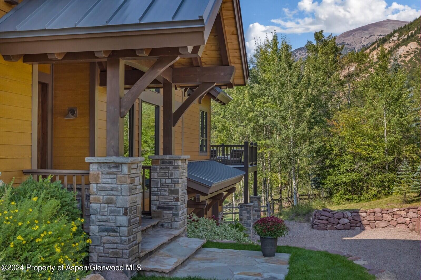 900 Dorais Way Redstone CO 81623