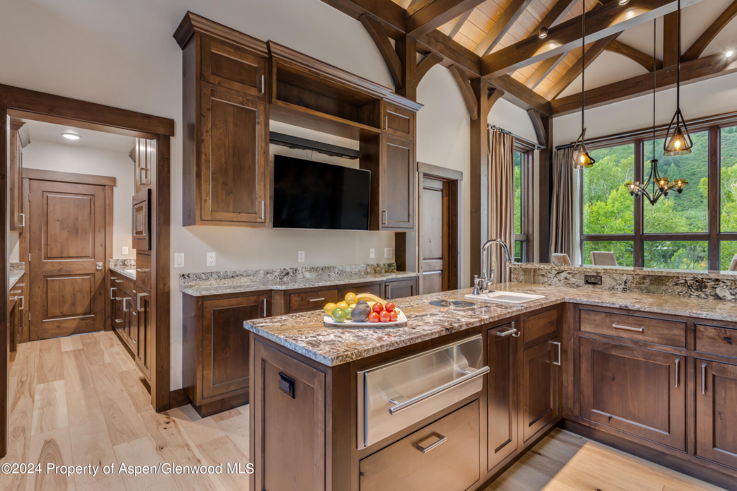 900 Dorais Way Redstone CO 81623