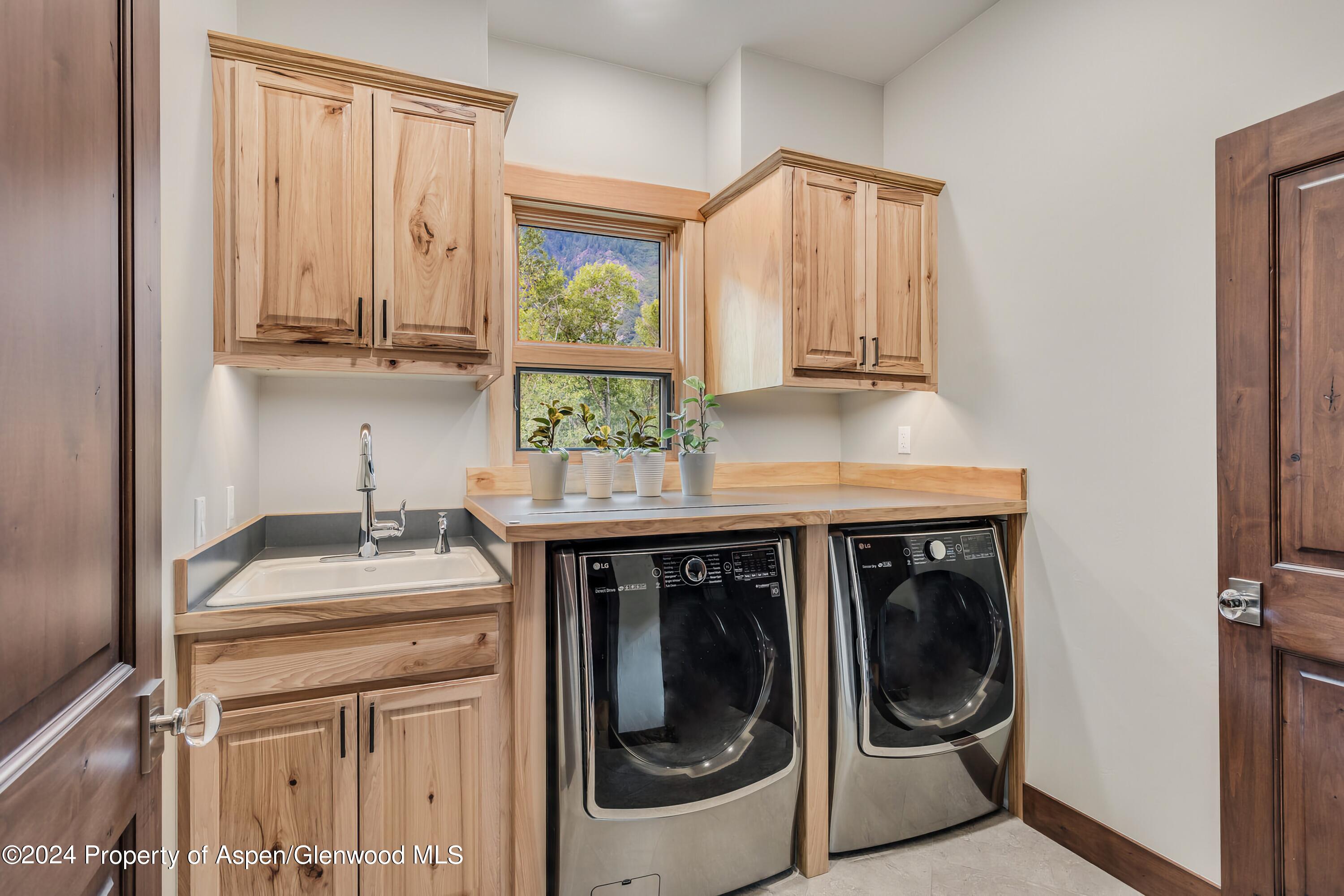 900 Dorais Way Redstone CO 81623