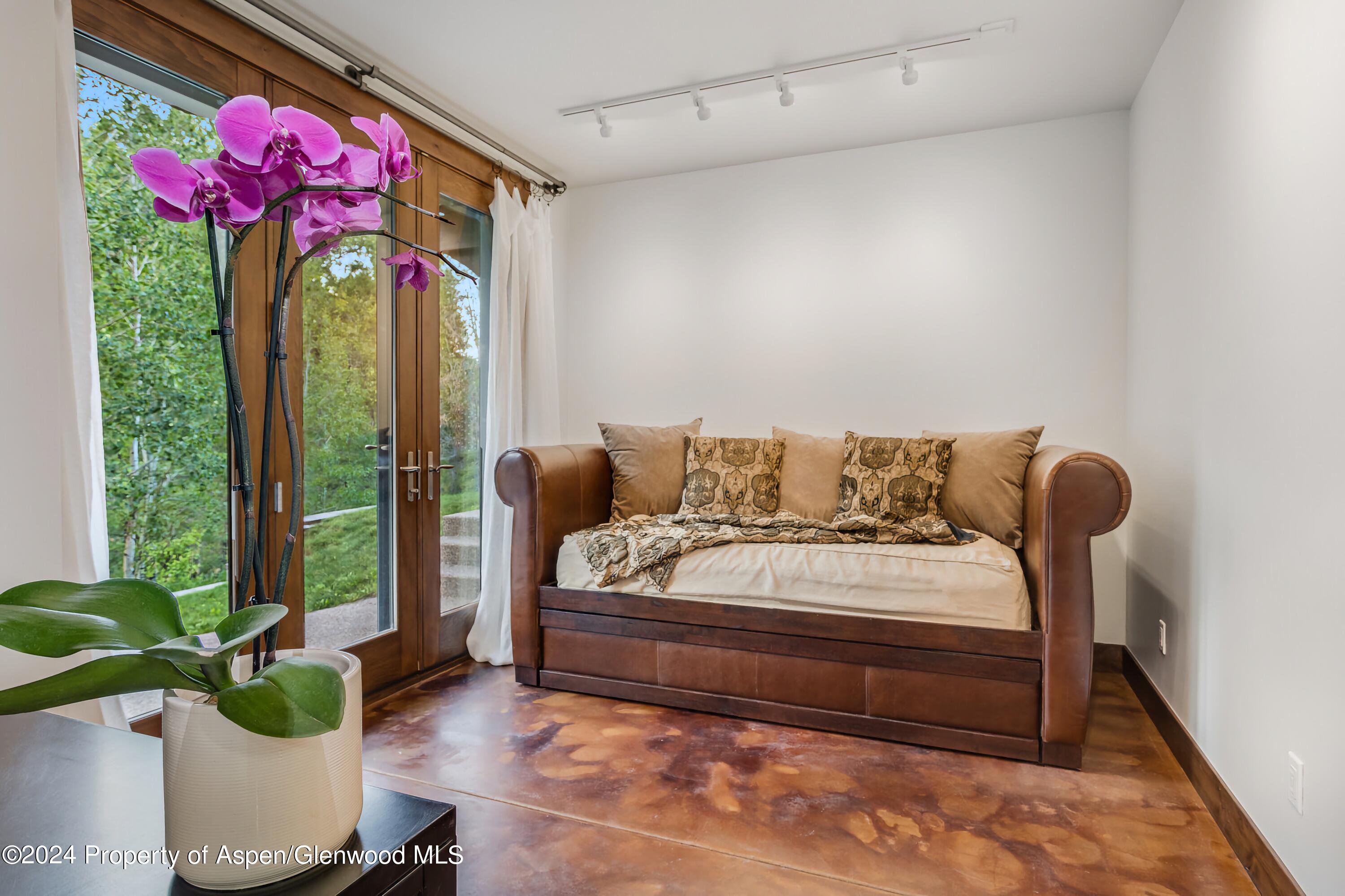 900 Dorais Way Redstone CO 81623