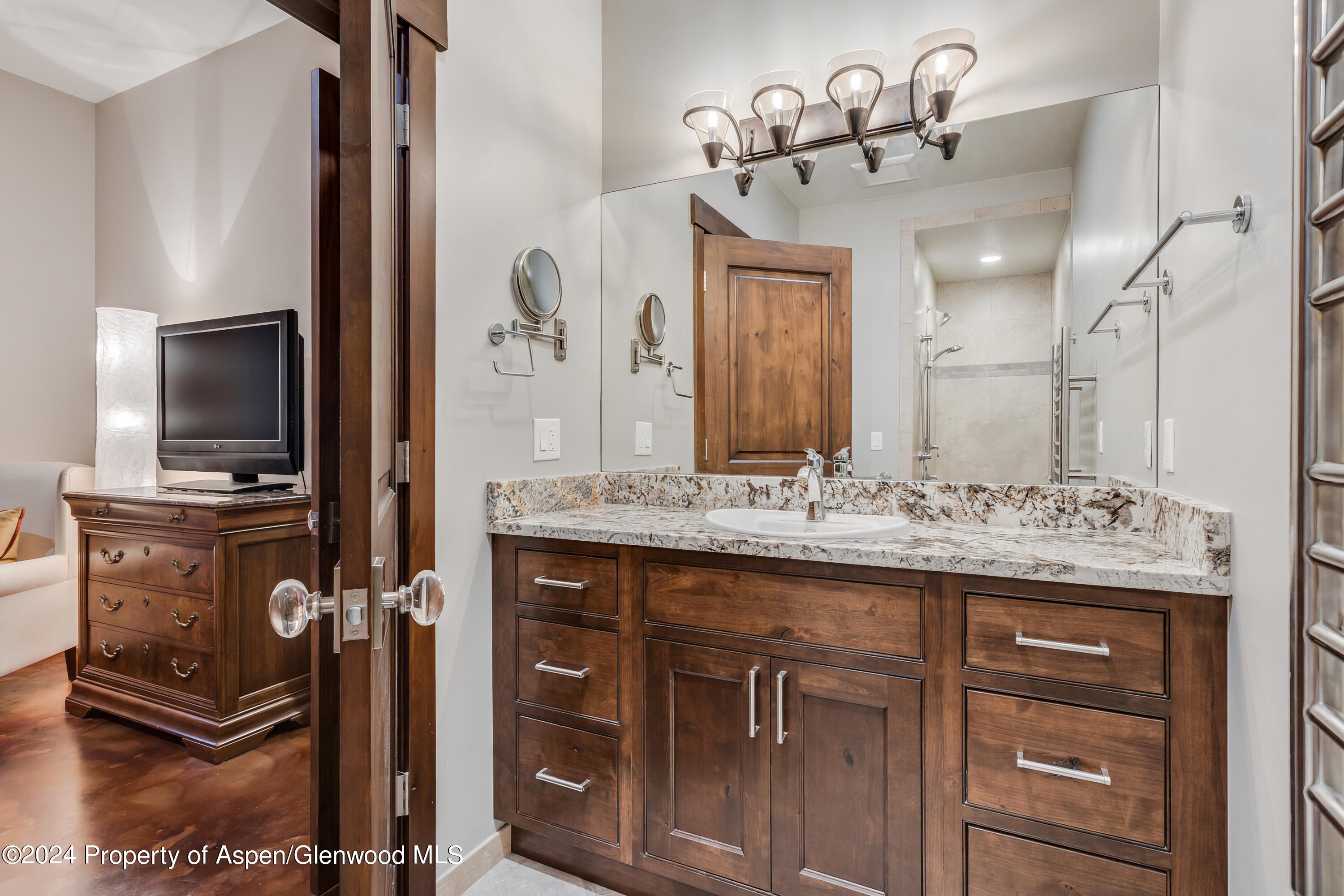 900 Dorais Way Redstone CO 81623