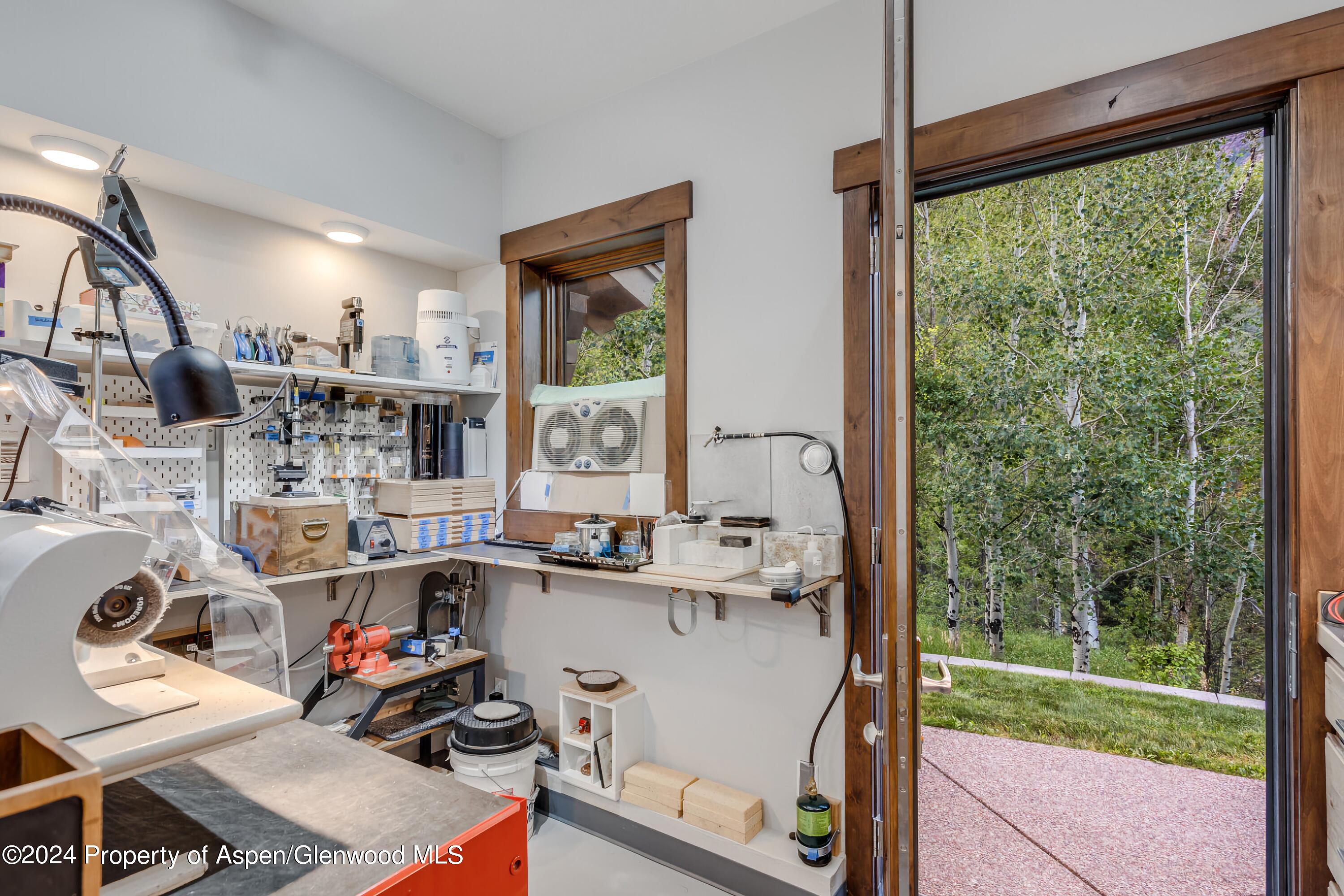 900 Dorais Way Redstone CO 81623