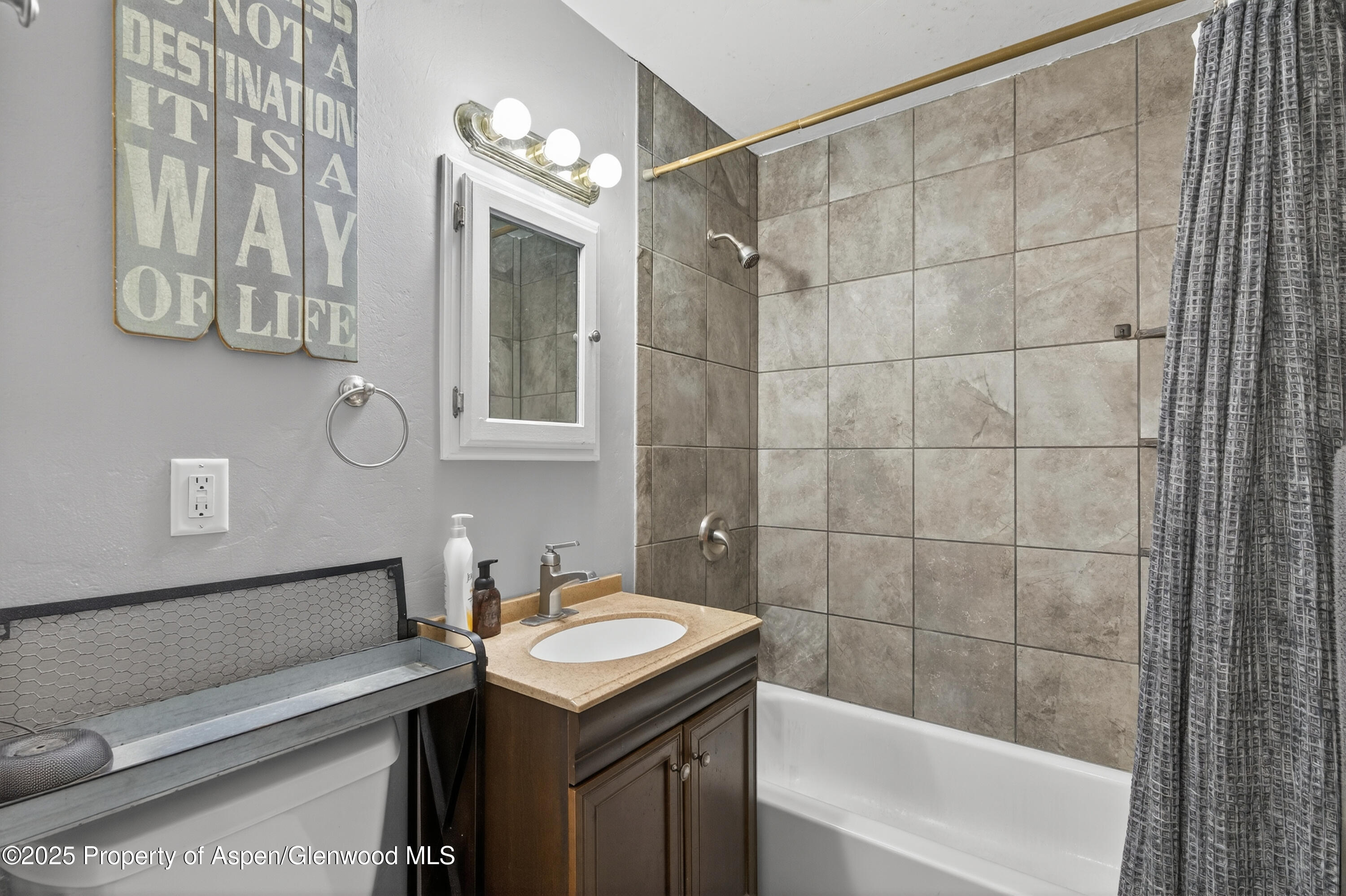 305 Elm Avenue Rifle CO 81650