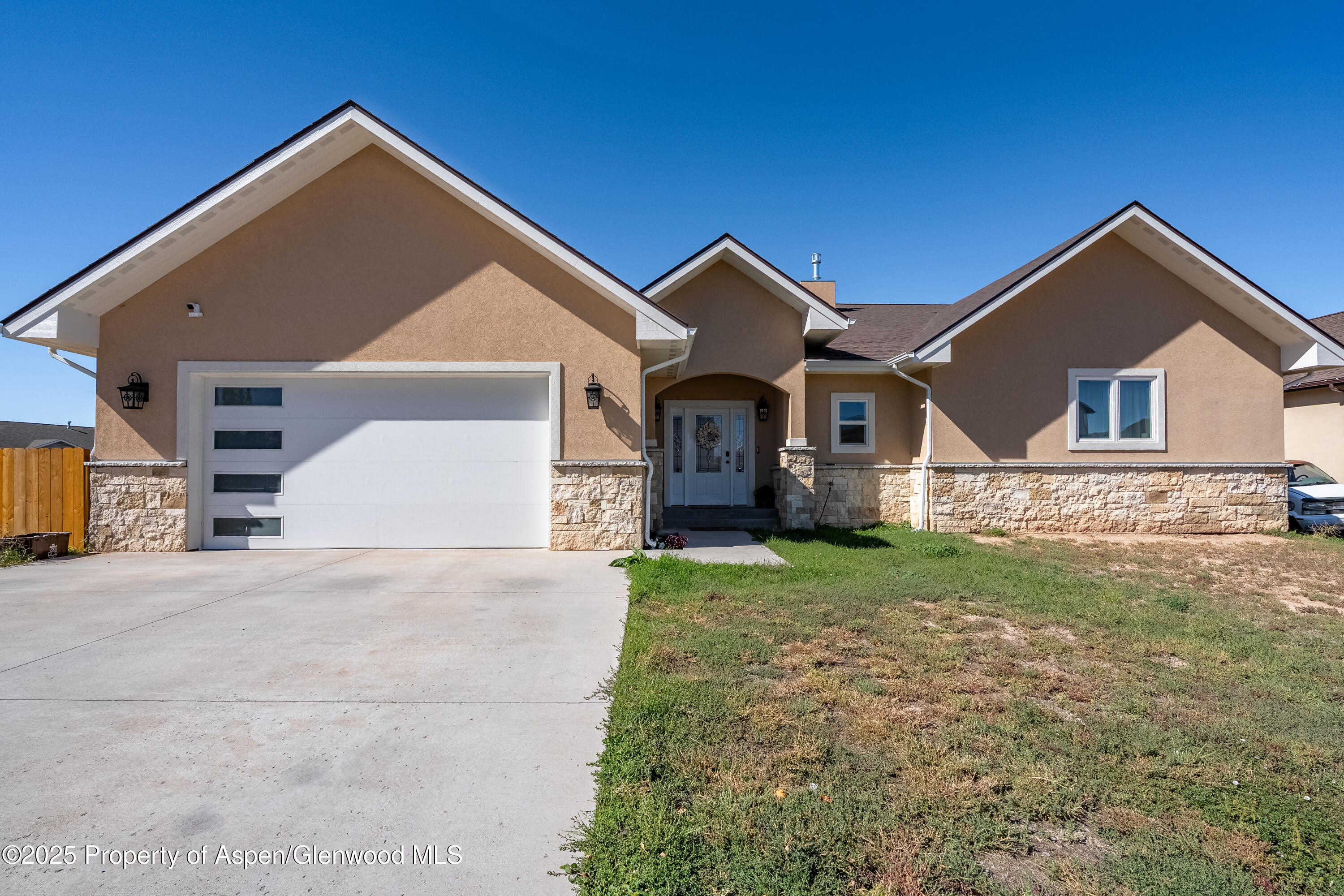 1607 Balsam Loop Rifle CO 81650