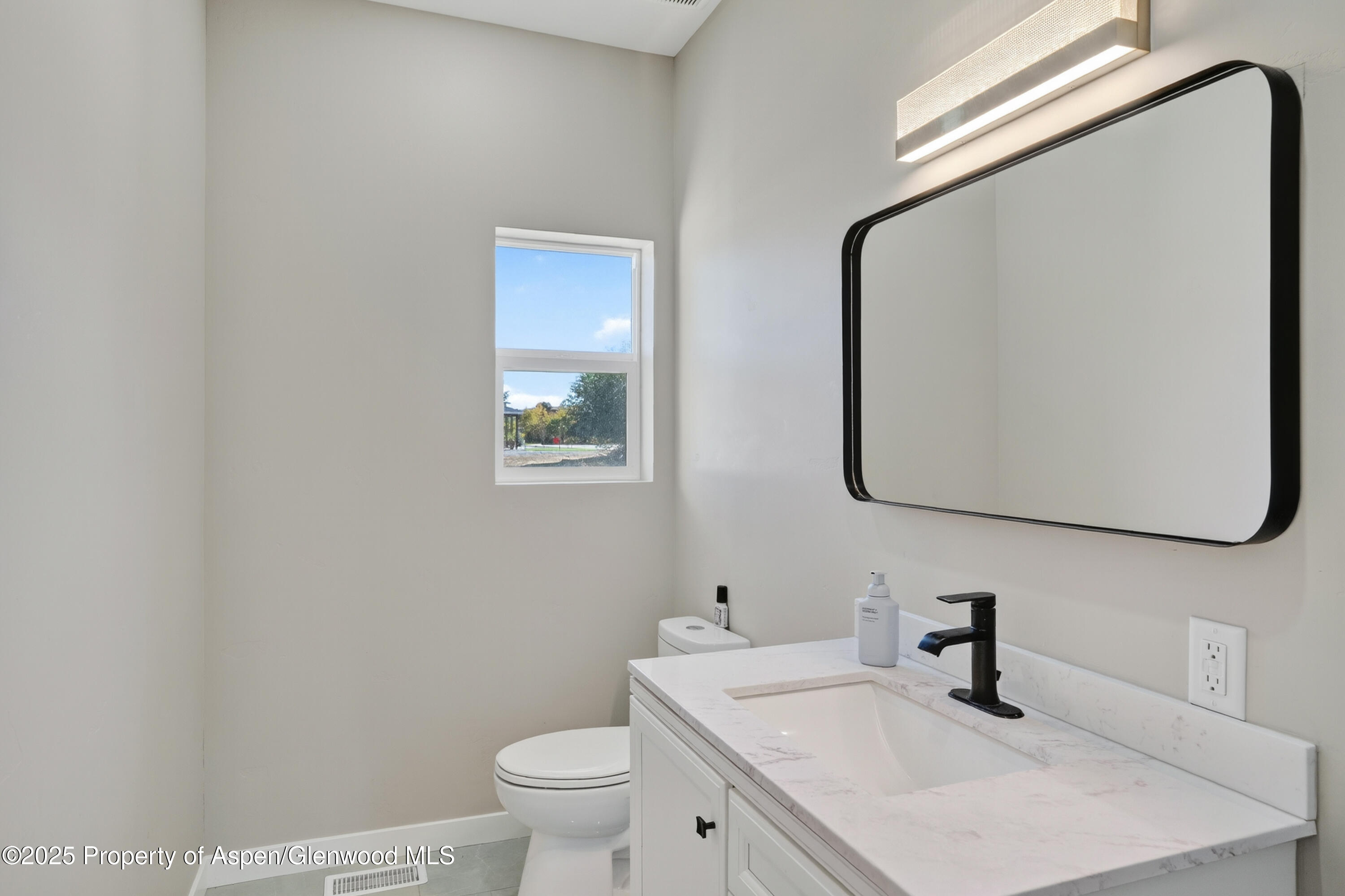 1607 Balsam Loop Rifle CO 81650