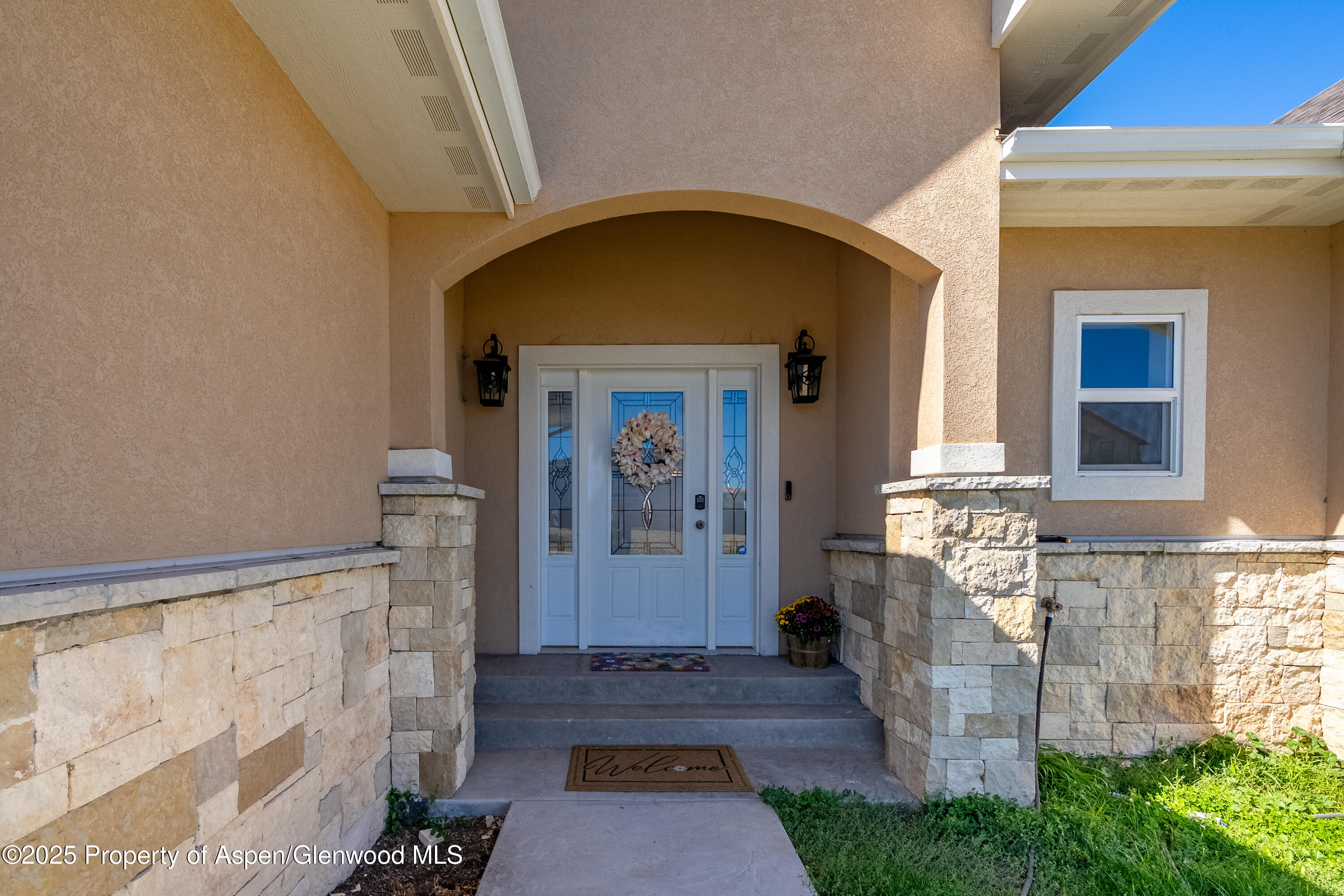 1607 Balsam Loop Rifle CO 81650