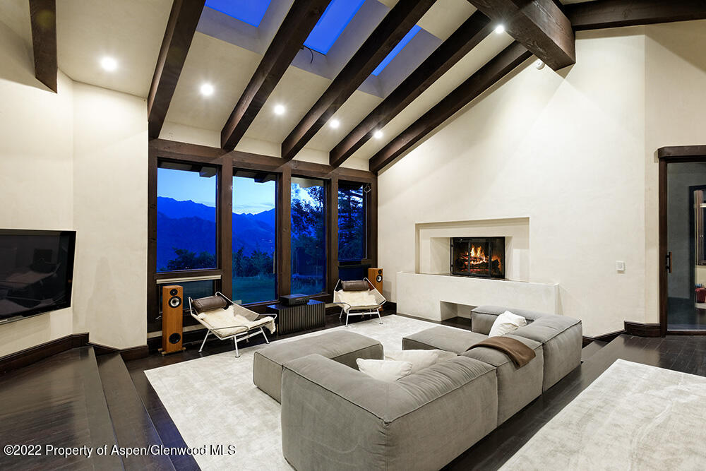 352 E Reds Road Aspen CO 81611