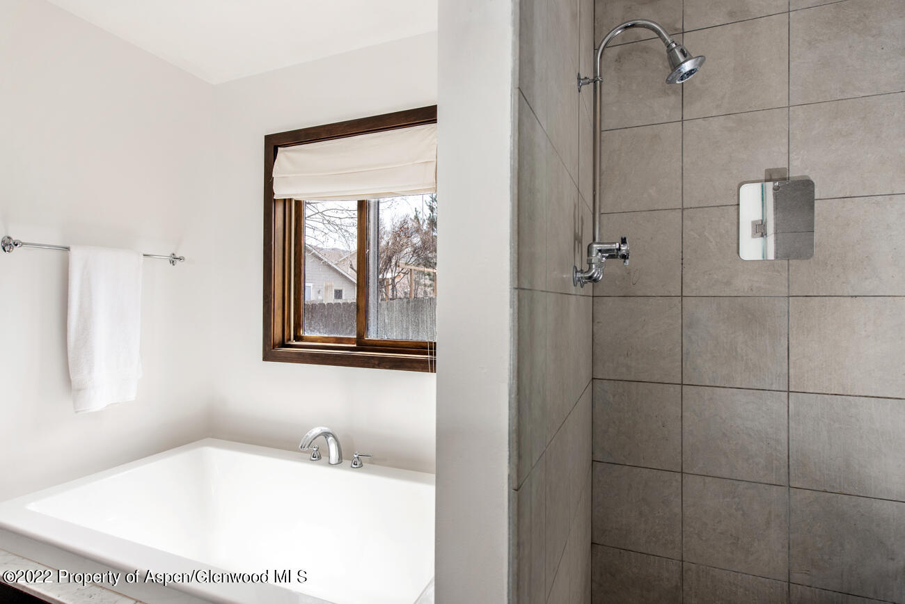 318 Badger Road Carbondale CO 81623