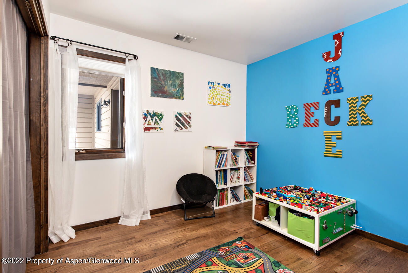318 Badger Road Carbondale CO 81623