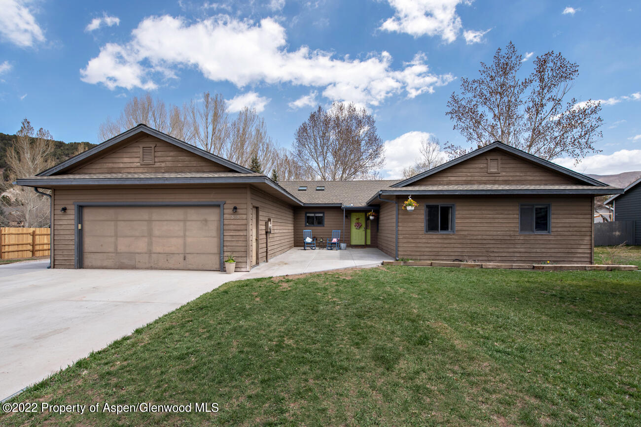 318 Badger Road Carbondale CO 81623
