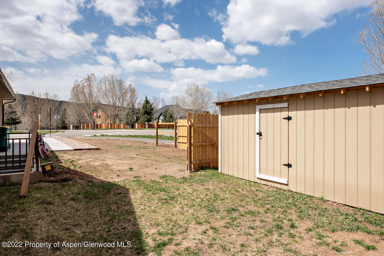 318 Badger Road Carbondale CO 81623