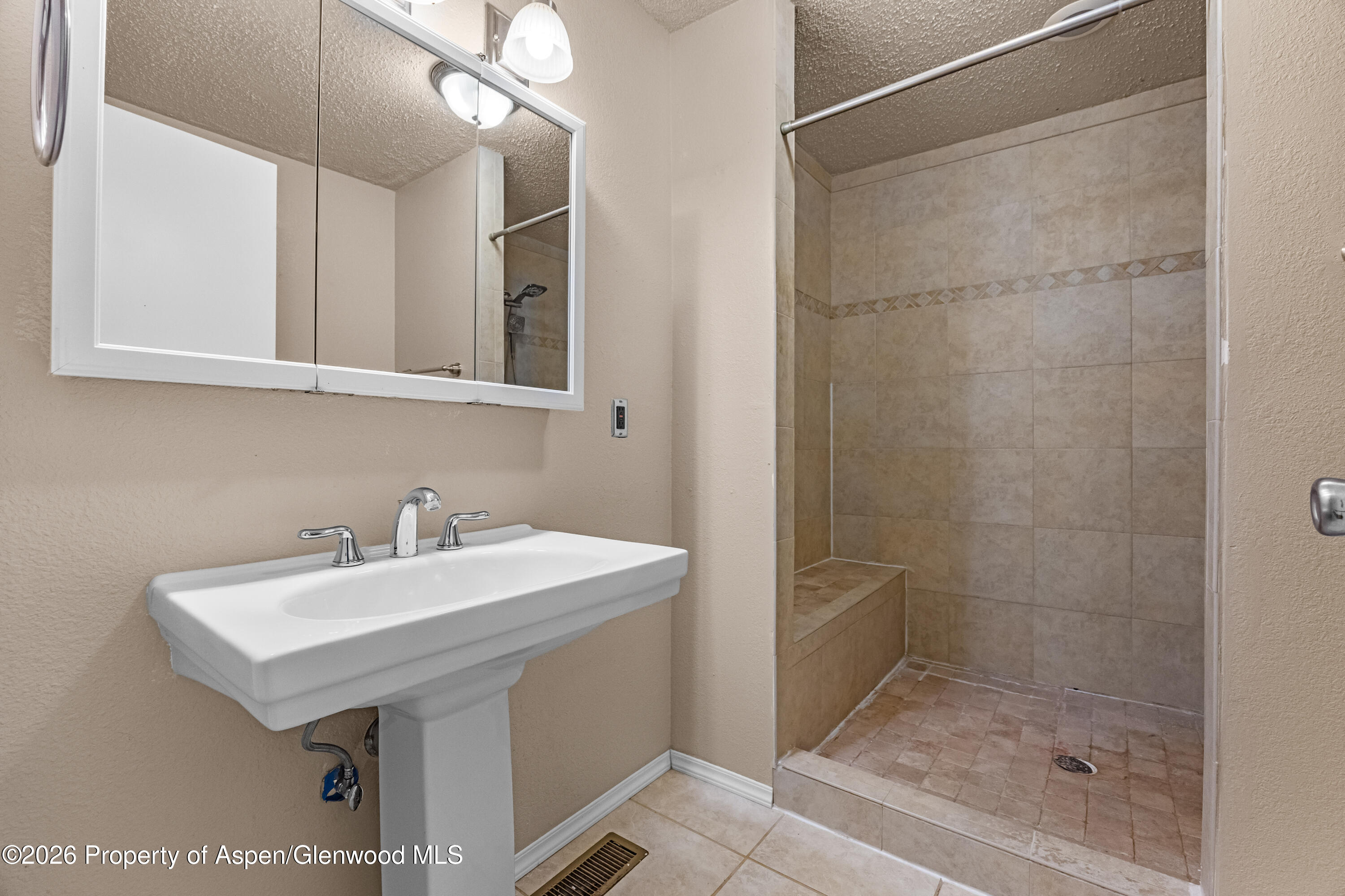 49991 Eagles Way Mesa CO 81643