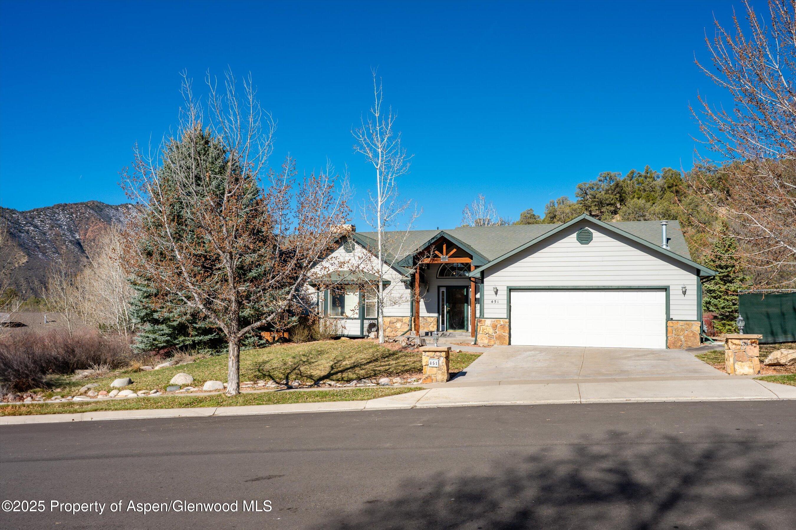 451 Silverhorn Drive New Castle CO 81647