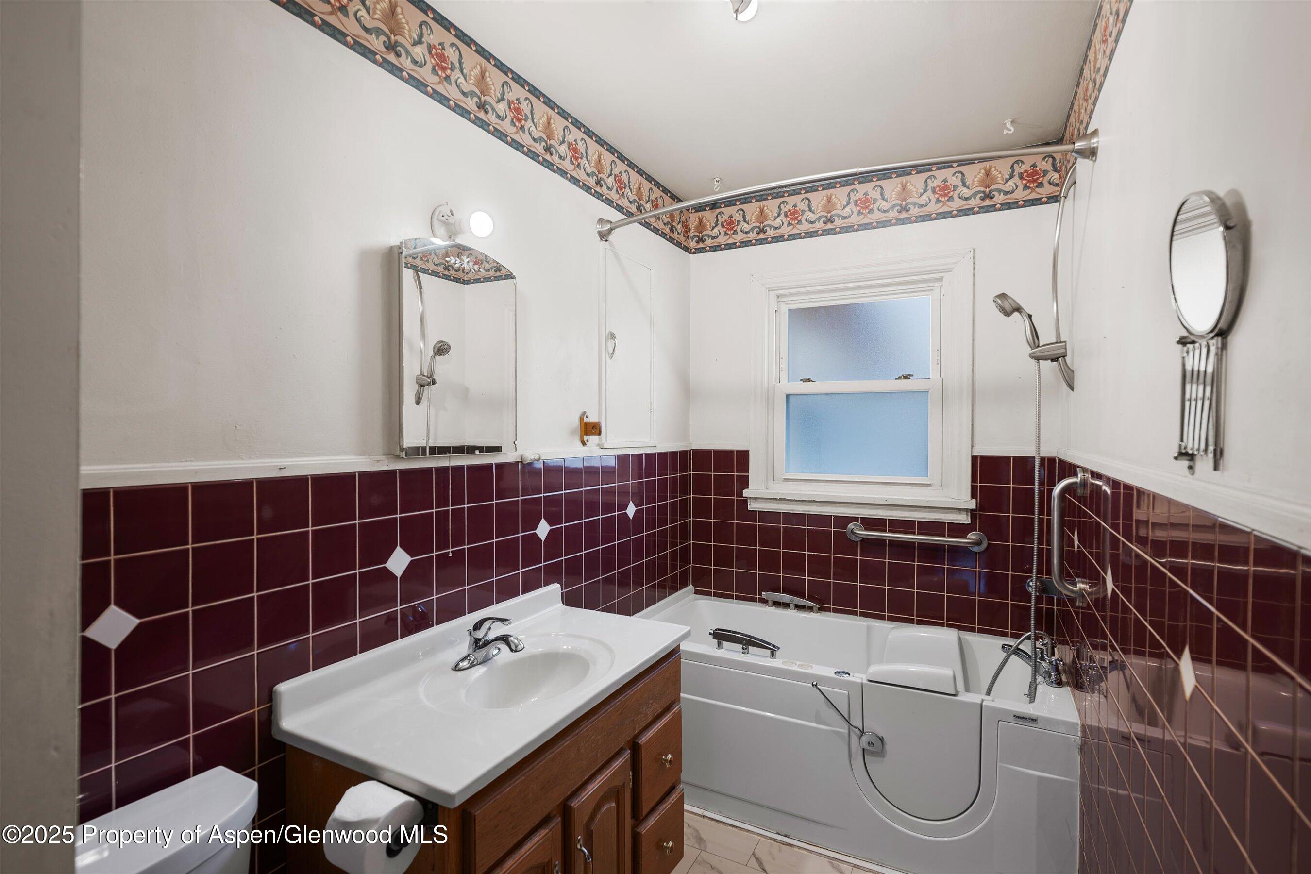 1717 Grand Avenue Glenwood Springs CO 81601