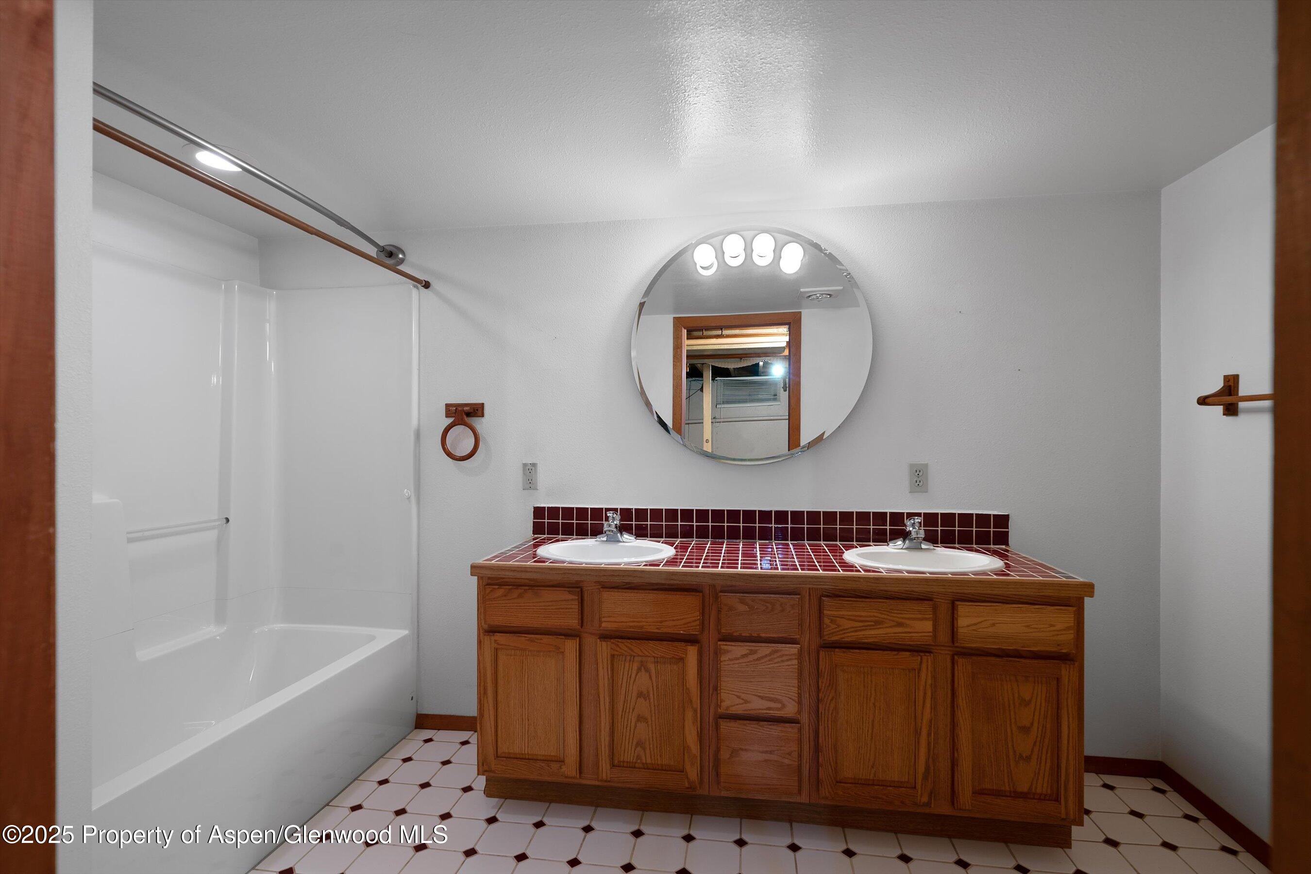 1717 Grand Avenue Glenwood Springs CO 81601