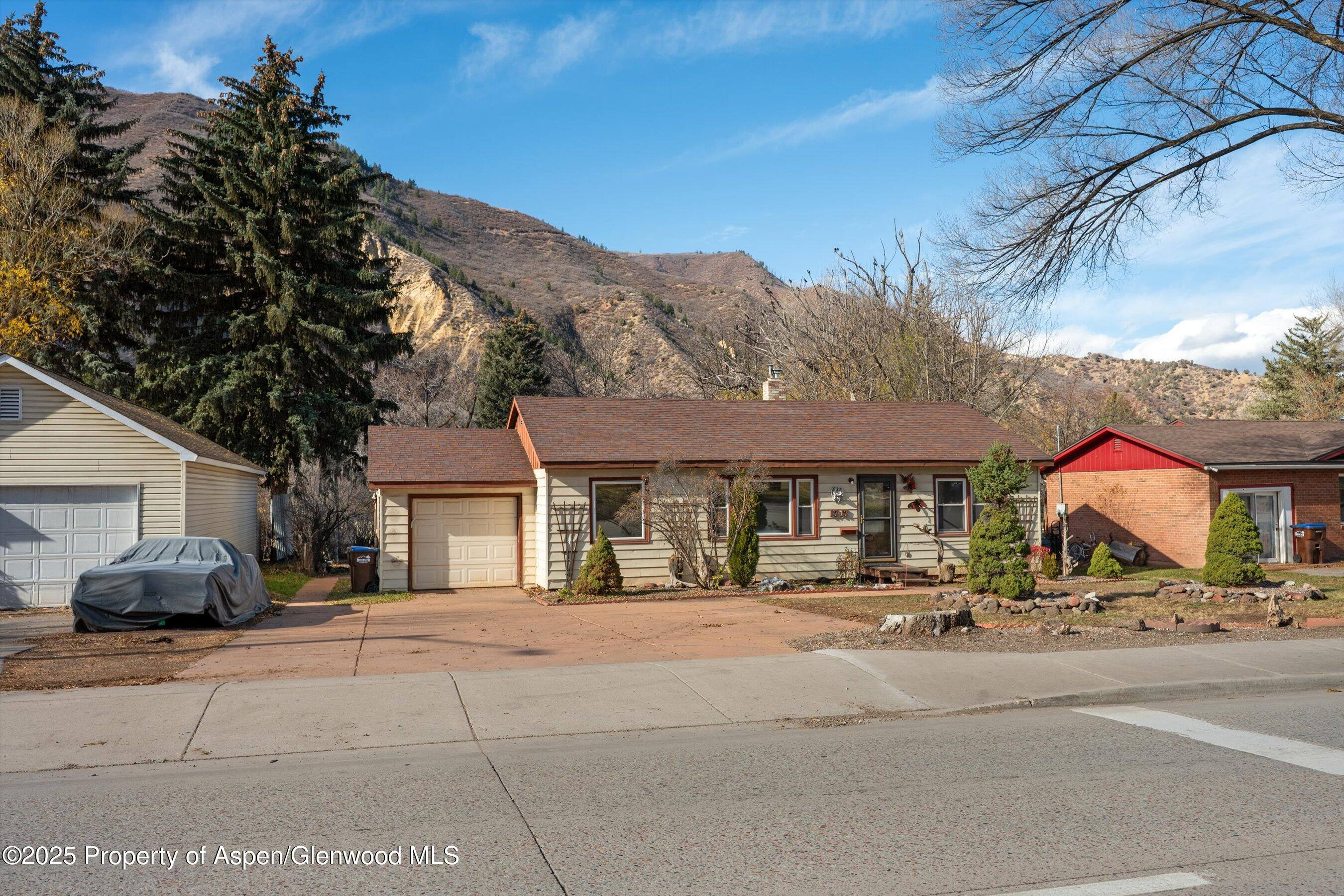 1717 Grand Avenue Glenwood Springs CO 81601