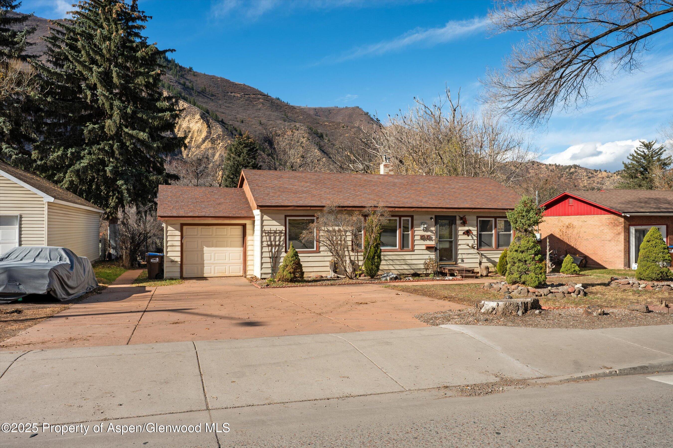 1717 Grand Avenue Glenwood Springs CO 81601