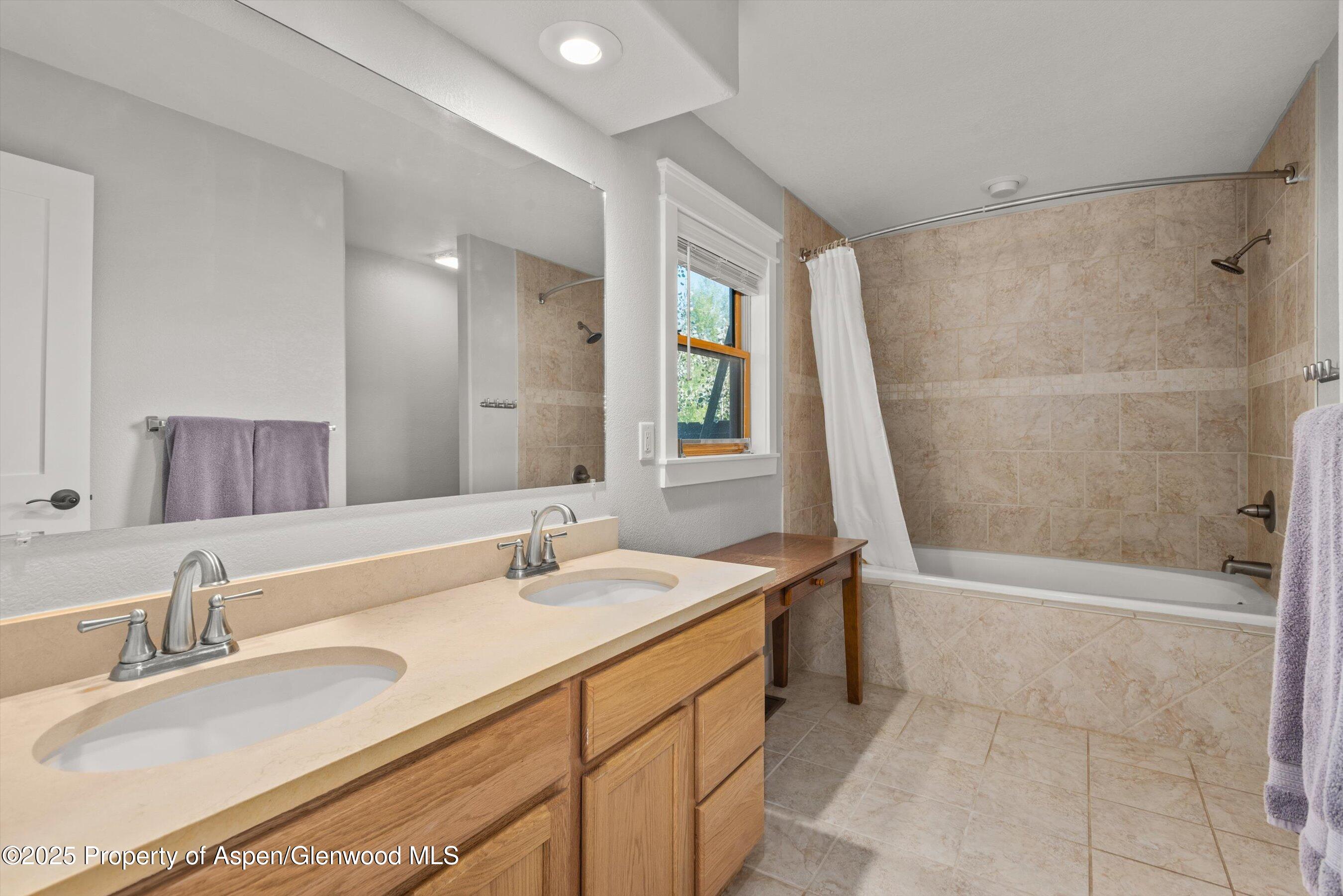 305 Surrey Street Carbondale CO 81623