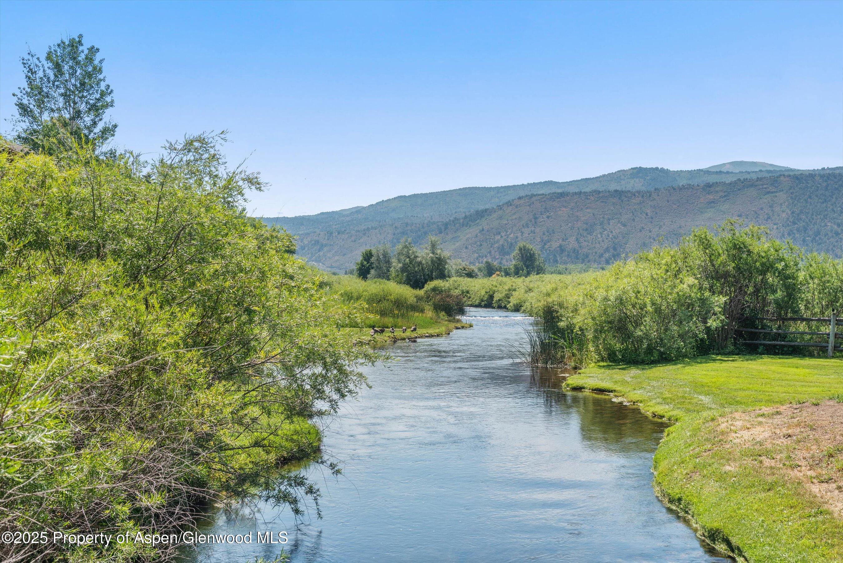 305 Surrey Street Carbondale CO 81623