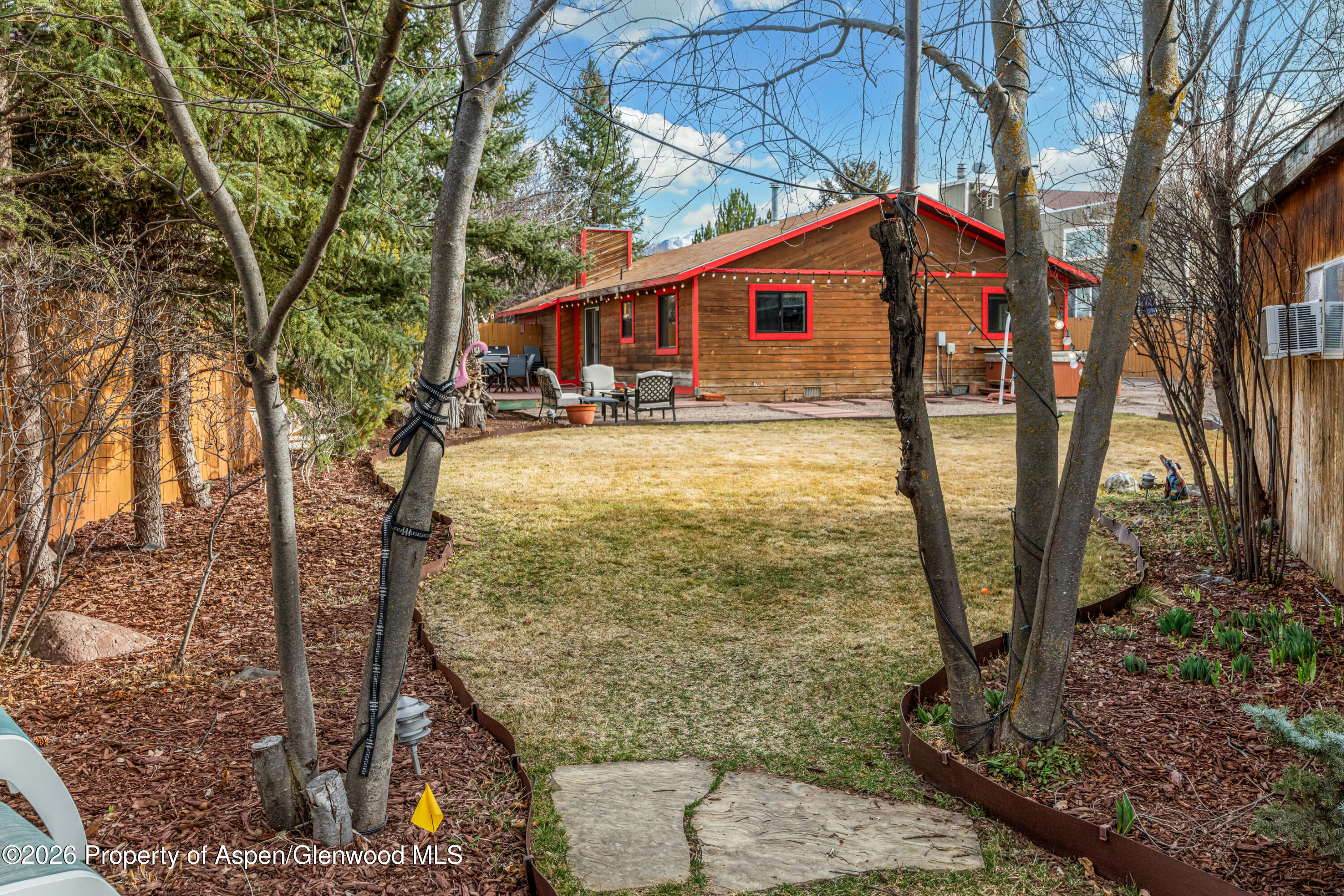 520 & 0 Mesa Verde Avenue Carbondale CO 81623