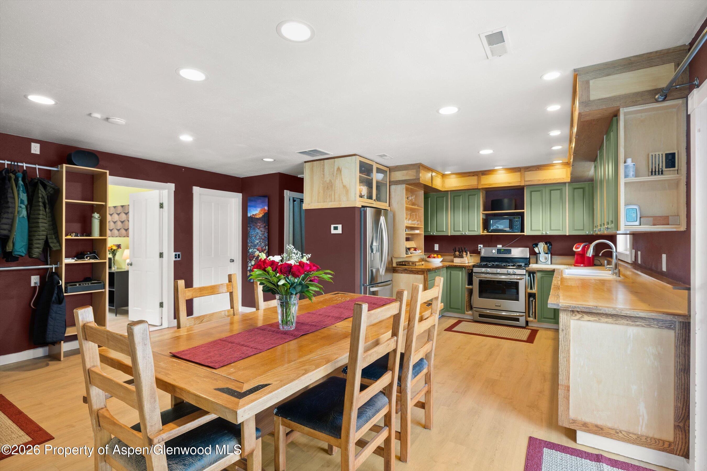 520 & 0 Mesa Verde Avenue Carbondale CO 81623