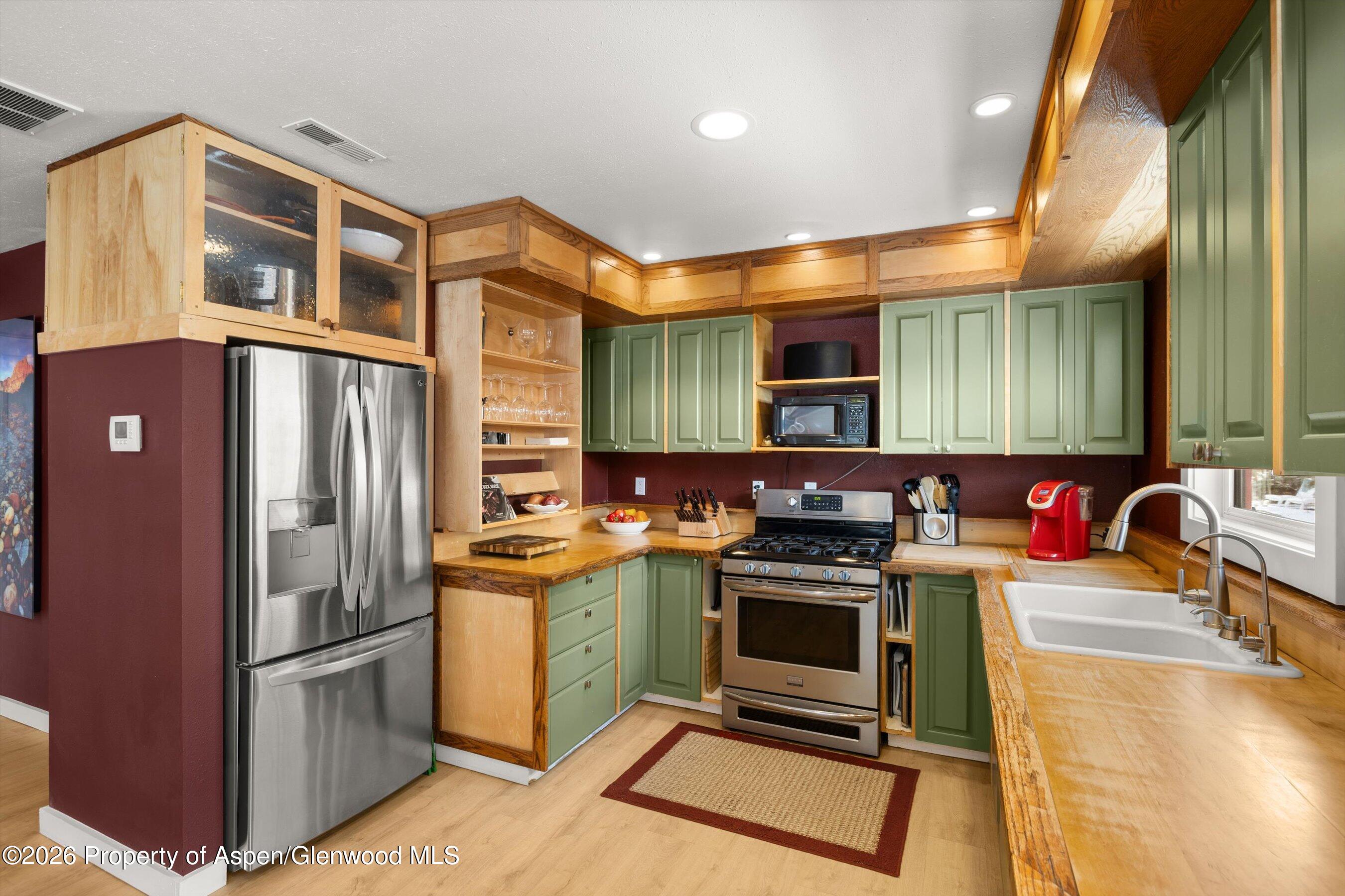 520 & 0 Mesa Verde Avenue Carbondale CO 81623