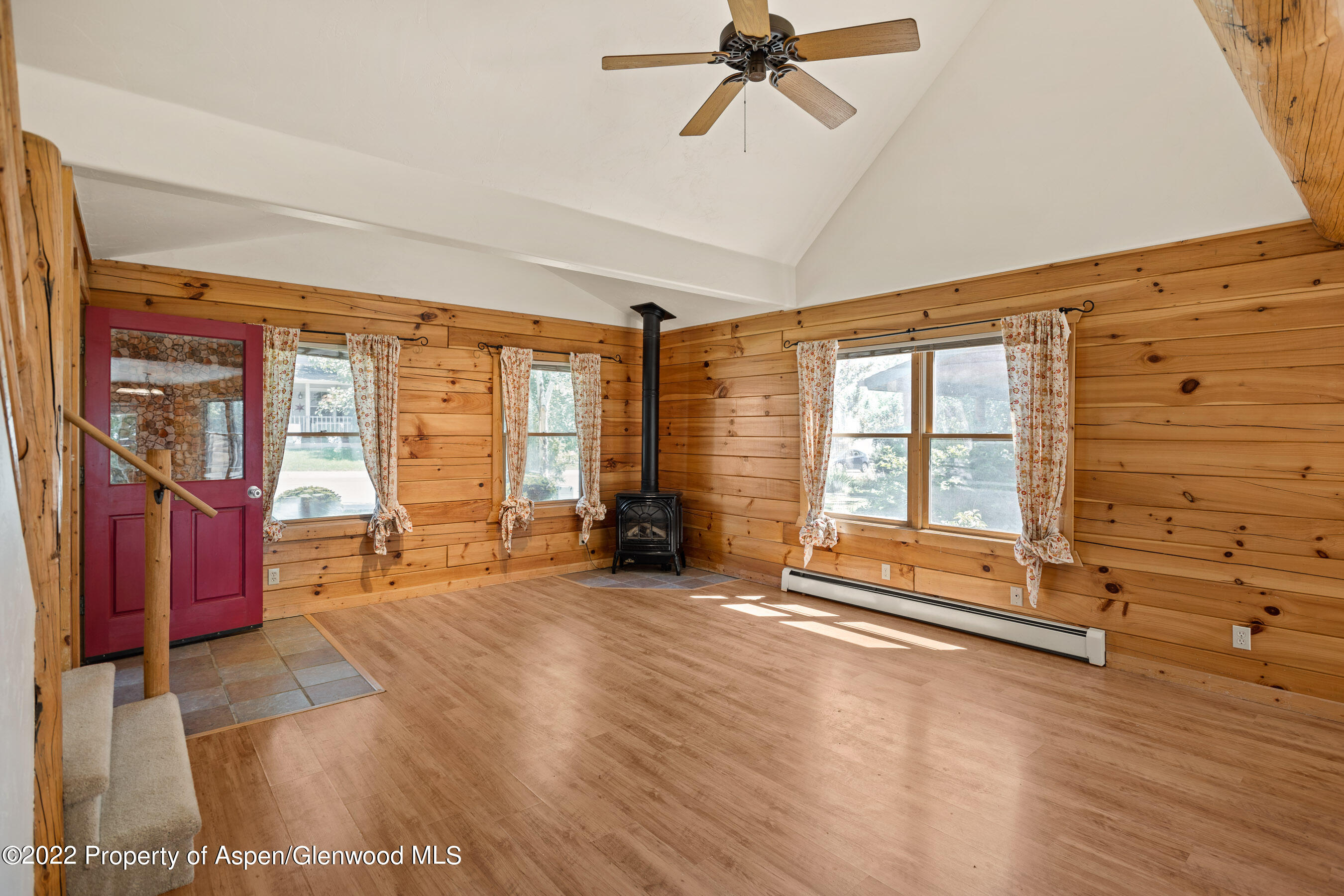 447 Rio Grande Avenue New Castle CO 81647