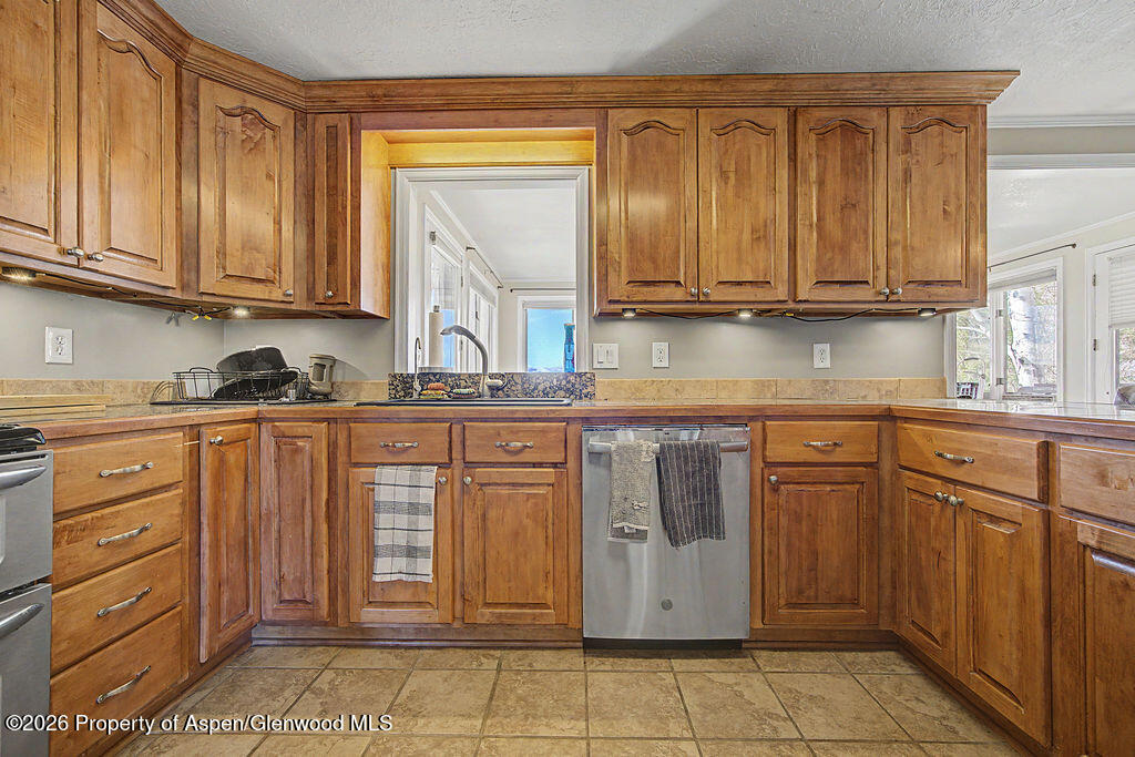 2014 E 9th Street Craig CO 81625
