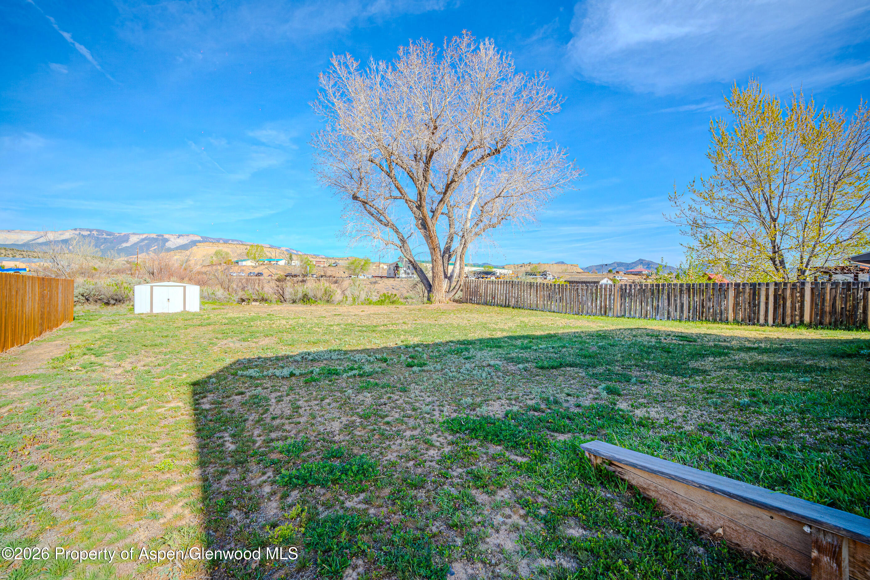 2319 Meadow Circle Rifle CO 81650