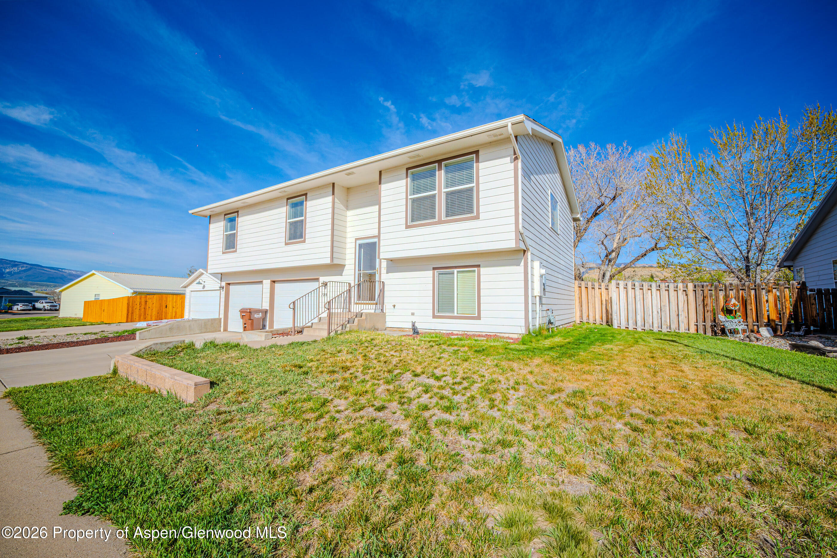 2319 Meadow Circle Rifle CO 81650
