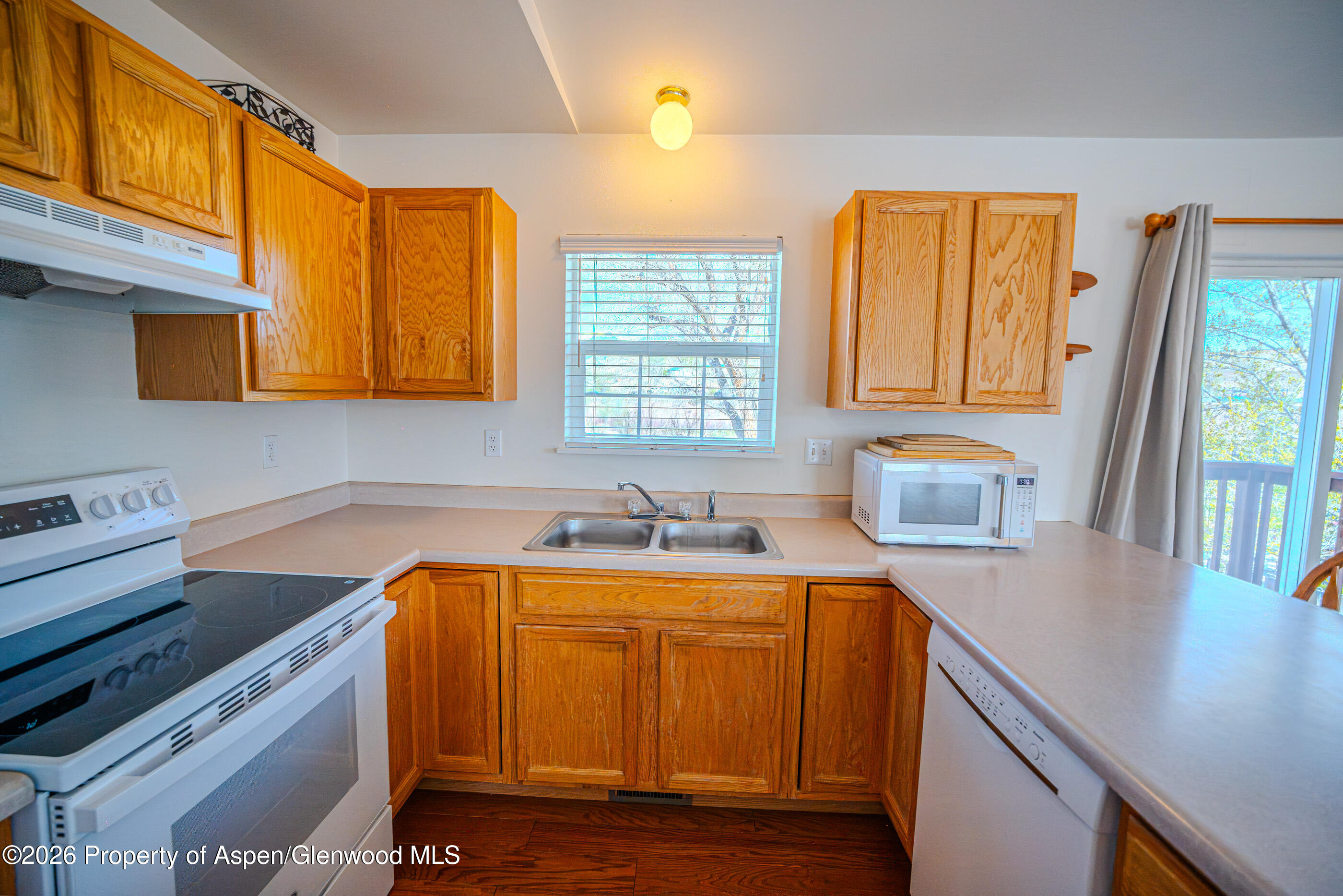 2319 Meadow Circle Rifle CO 81650