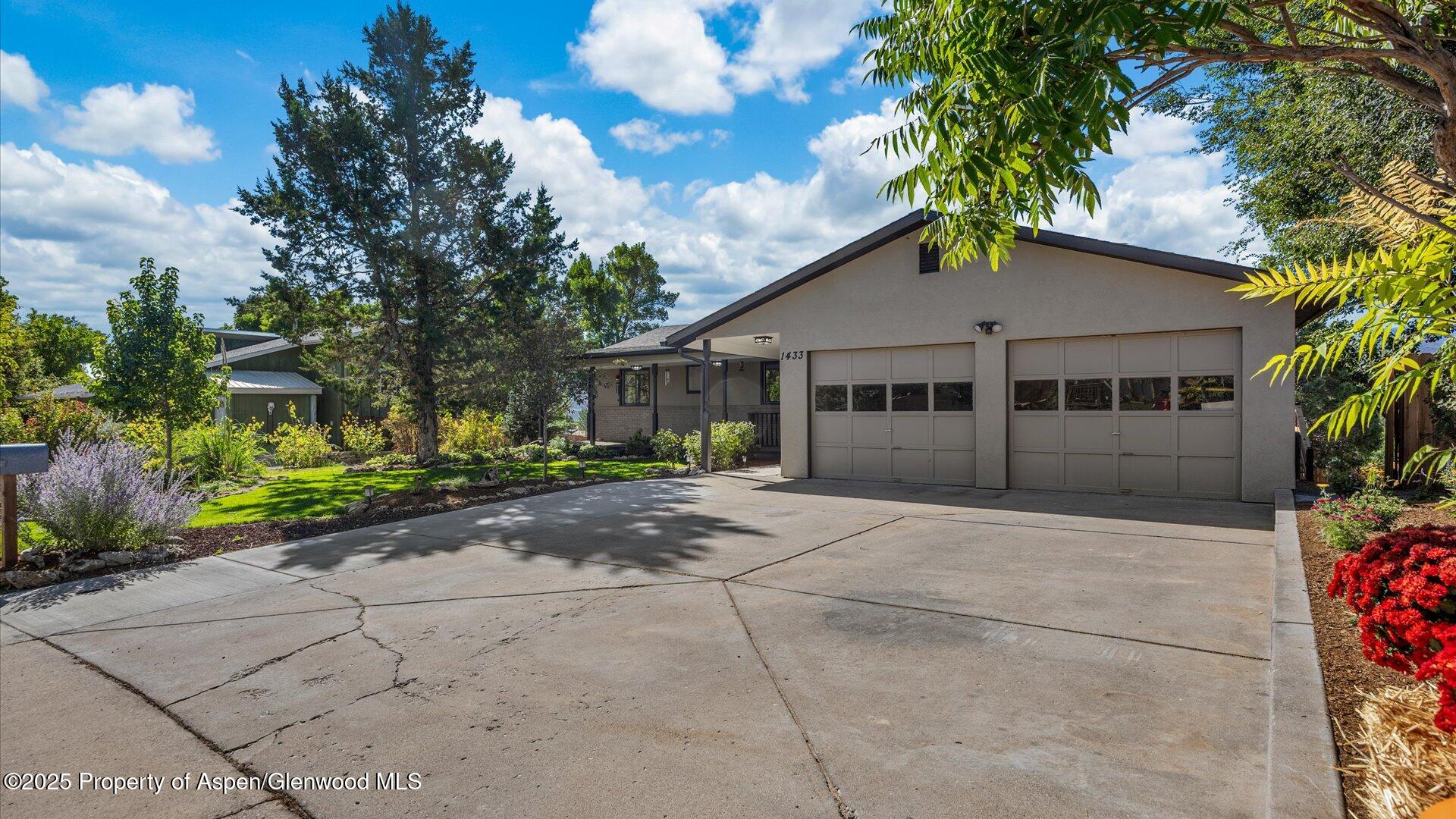 1433 Jays Avenue Rifle CO 81650