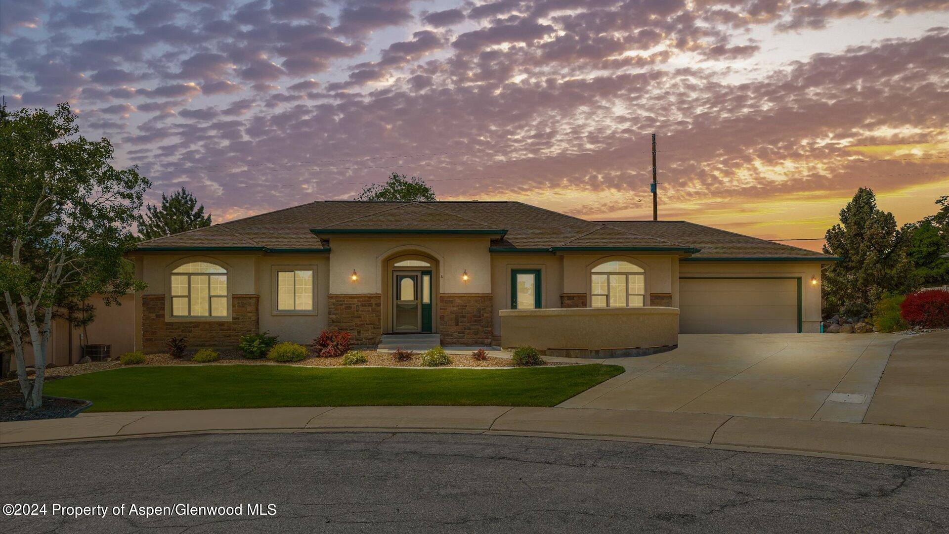 4 Twelfth Court Grand Junction CO 81506