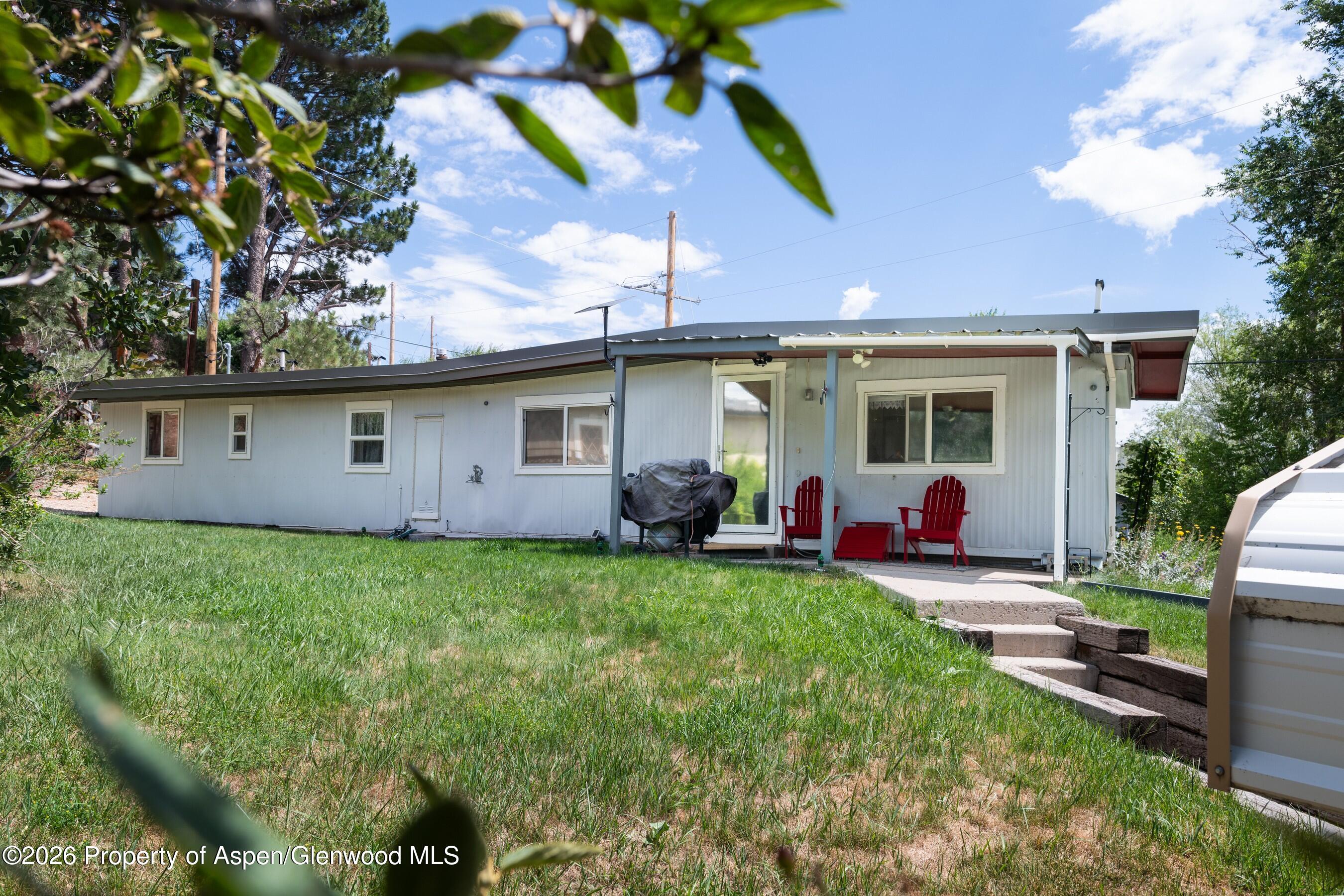 New Castle CO, 8 Navajo Street
