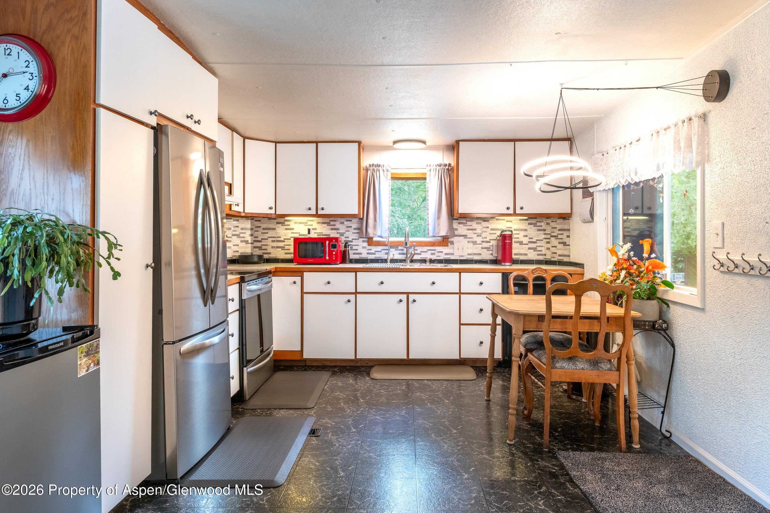8 Navajo Street New Castle CO 81647