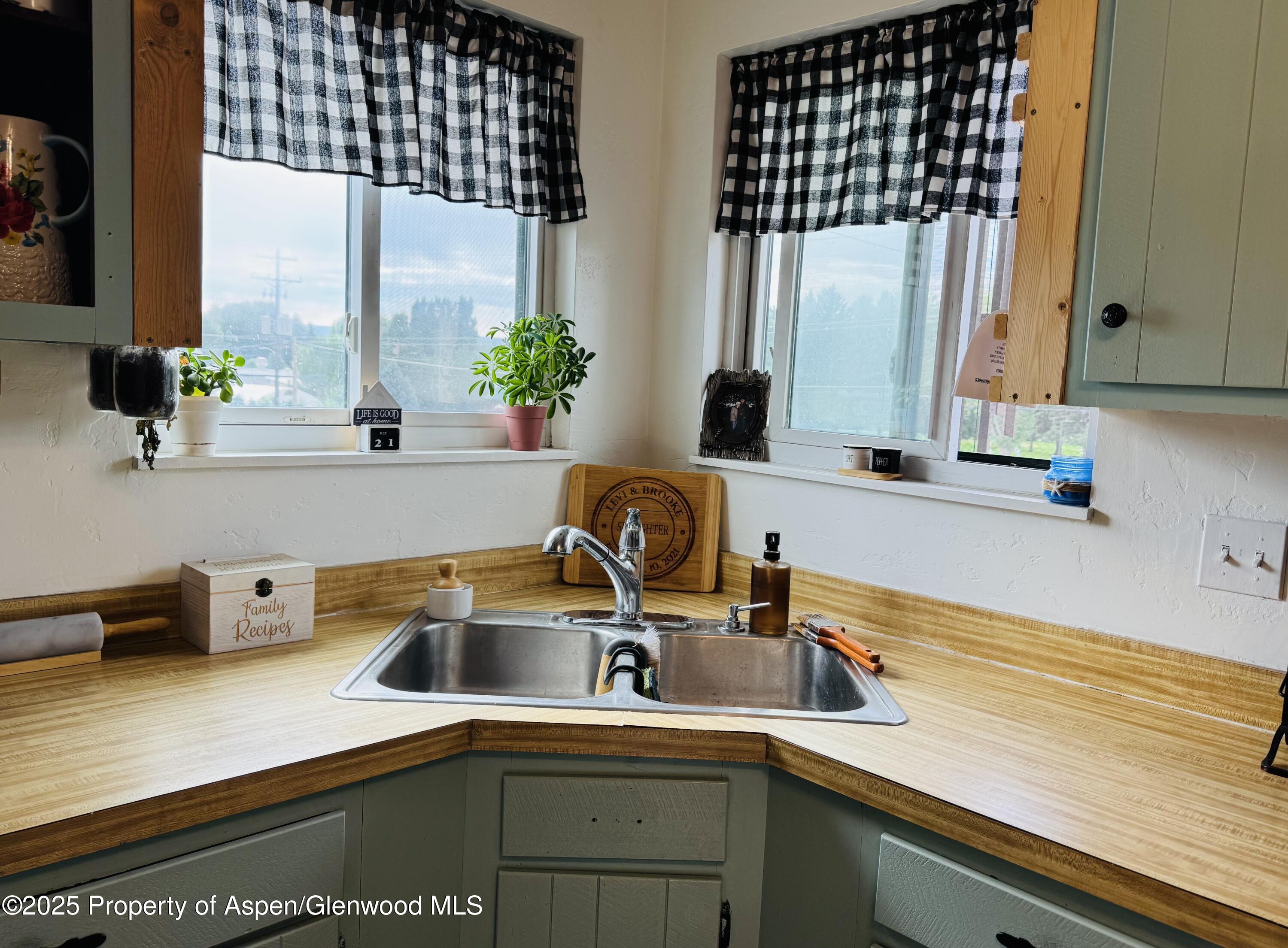 410 Market Street Meeker CO 81641