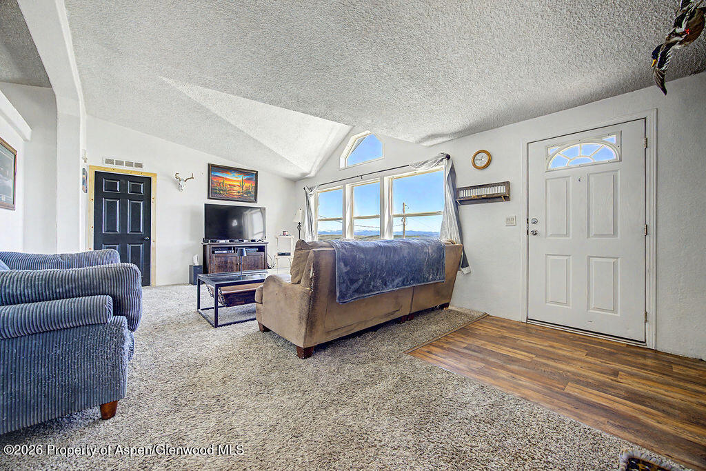 915 Ponderosa Pass (Cr 204) Craig CO 81625