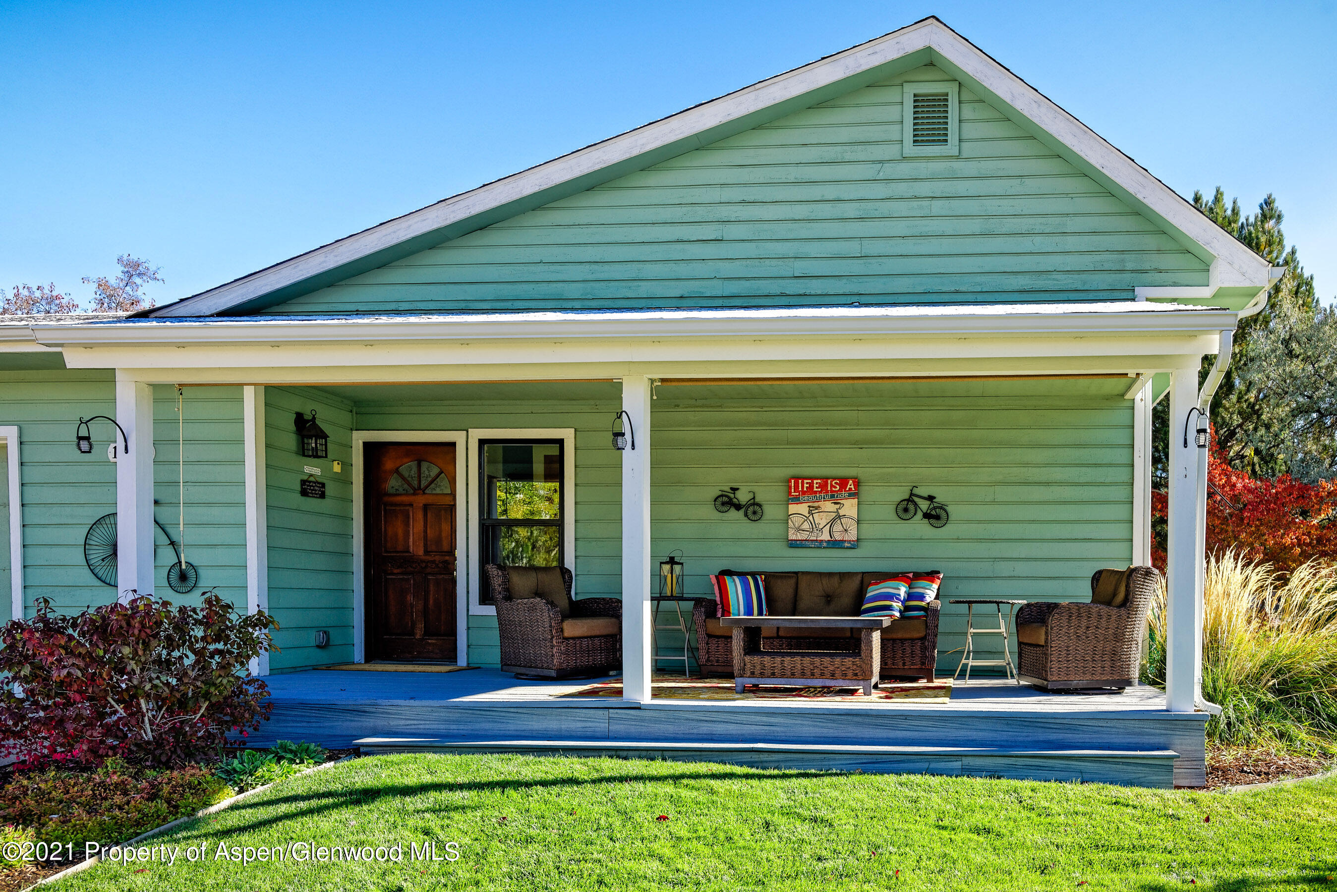 1628 Defiance Drive Carbondale CO 81623