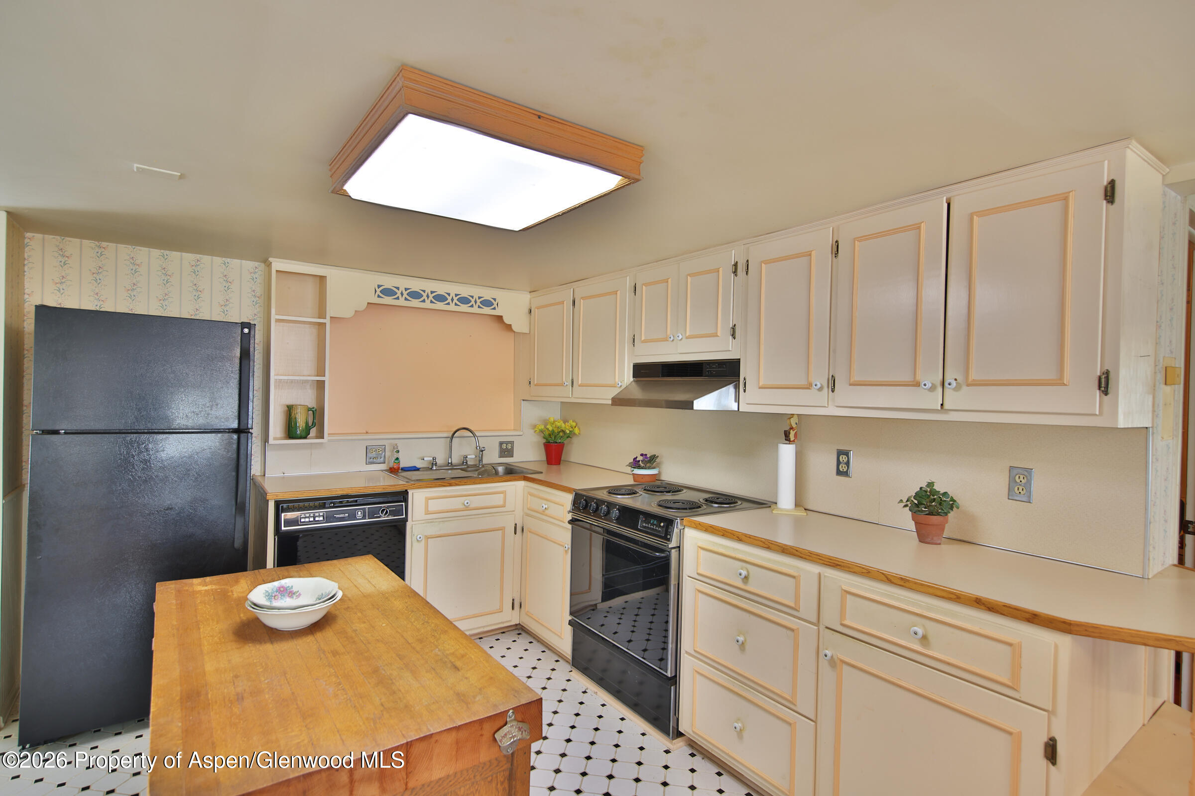 594 NW 9th Street Cedaredge CO 81413