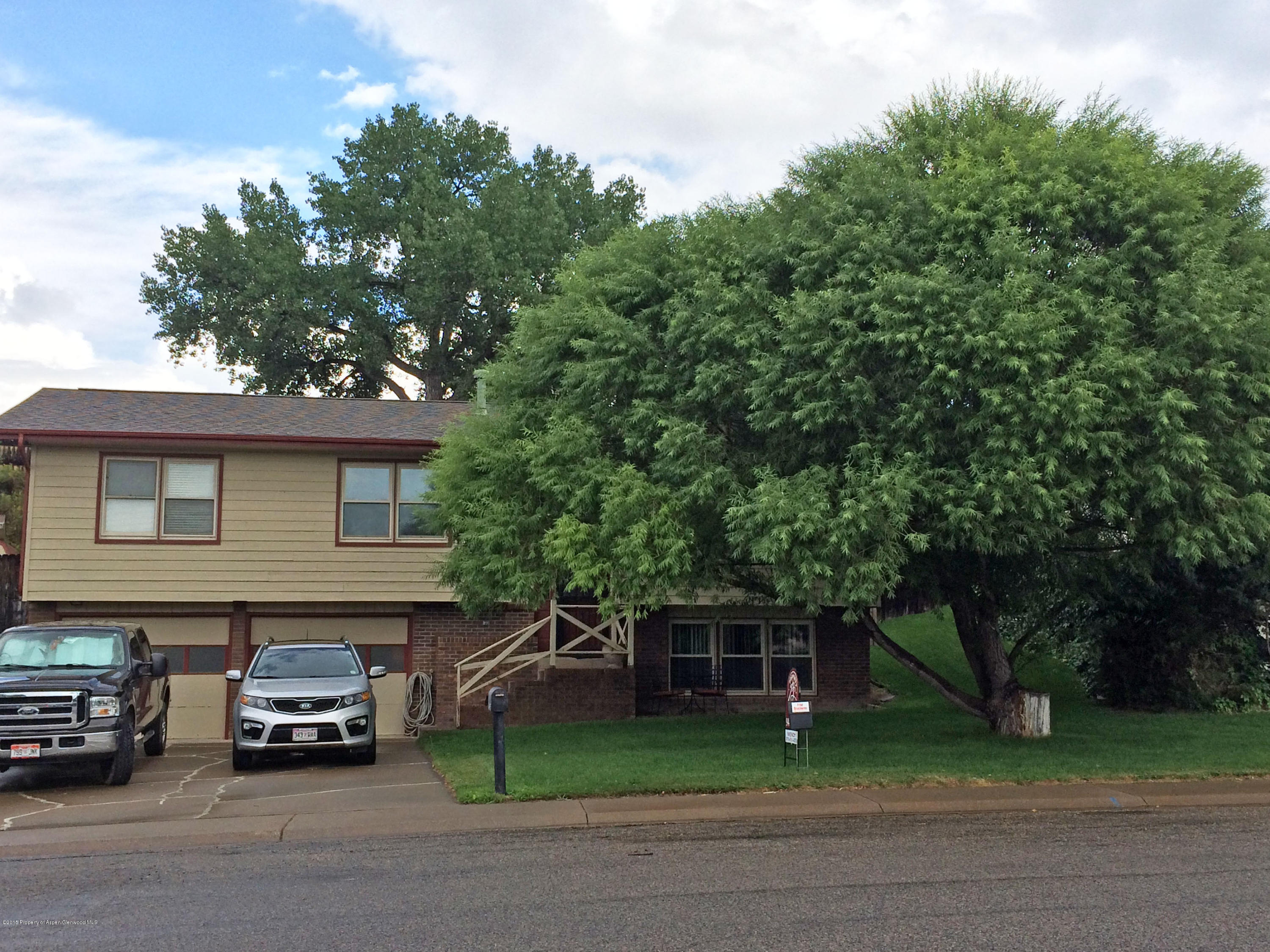 1302 Dogwood Drive Rifle CO 81650