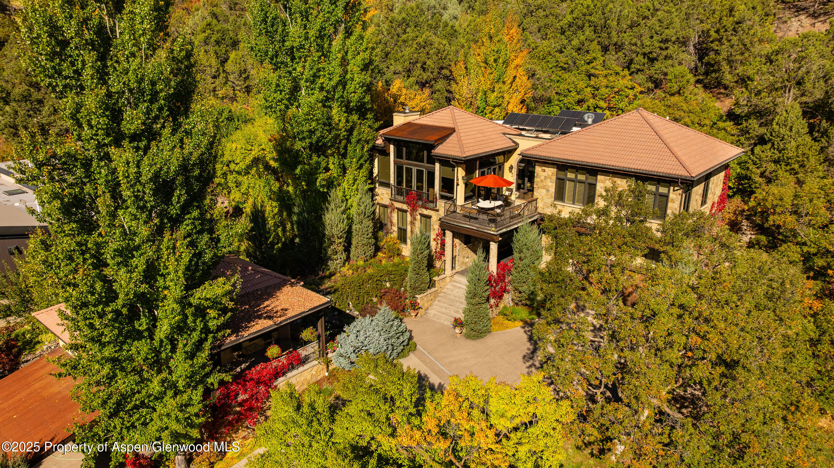 Basalt CO, 128 & 120 W Hillside Drive